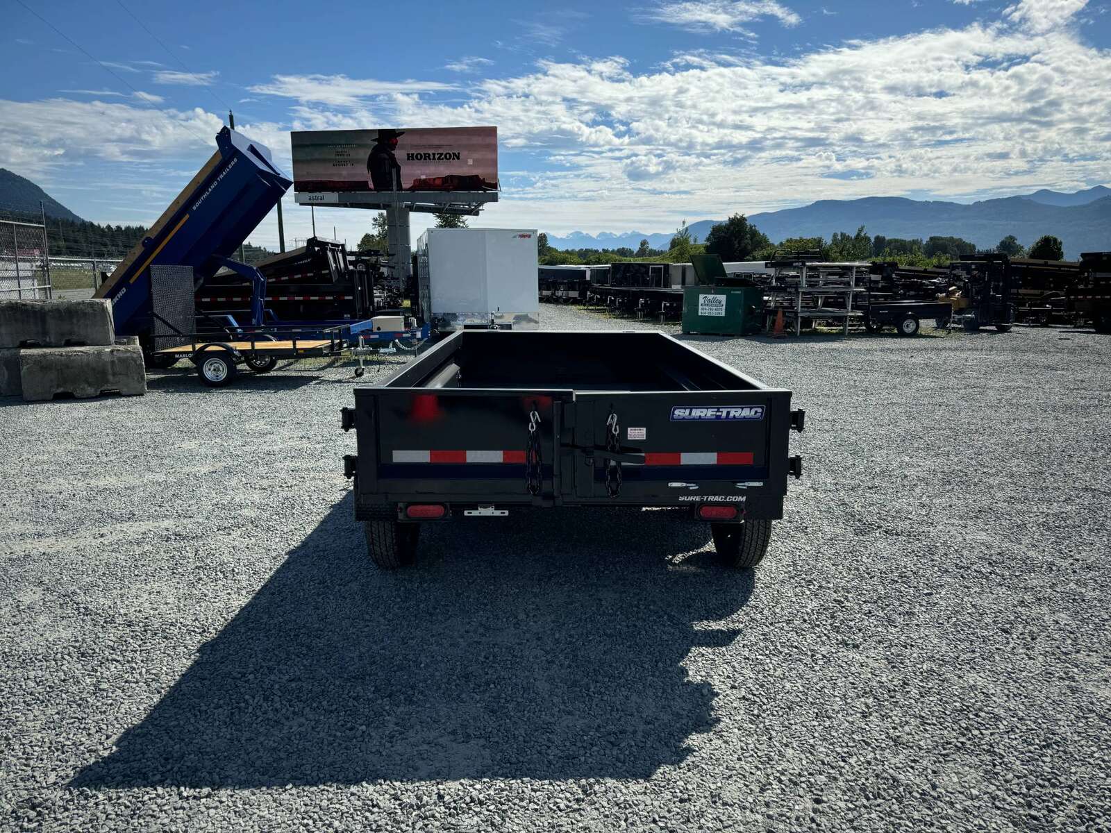 Photo of 2024 Suretrac 5x10 Dump Trailer 7000lb GVW Barn Doors with Tarp