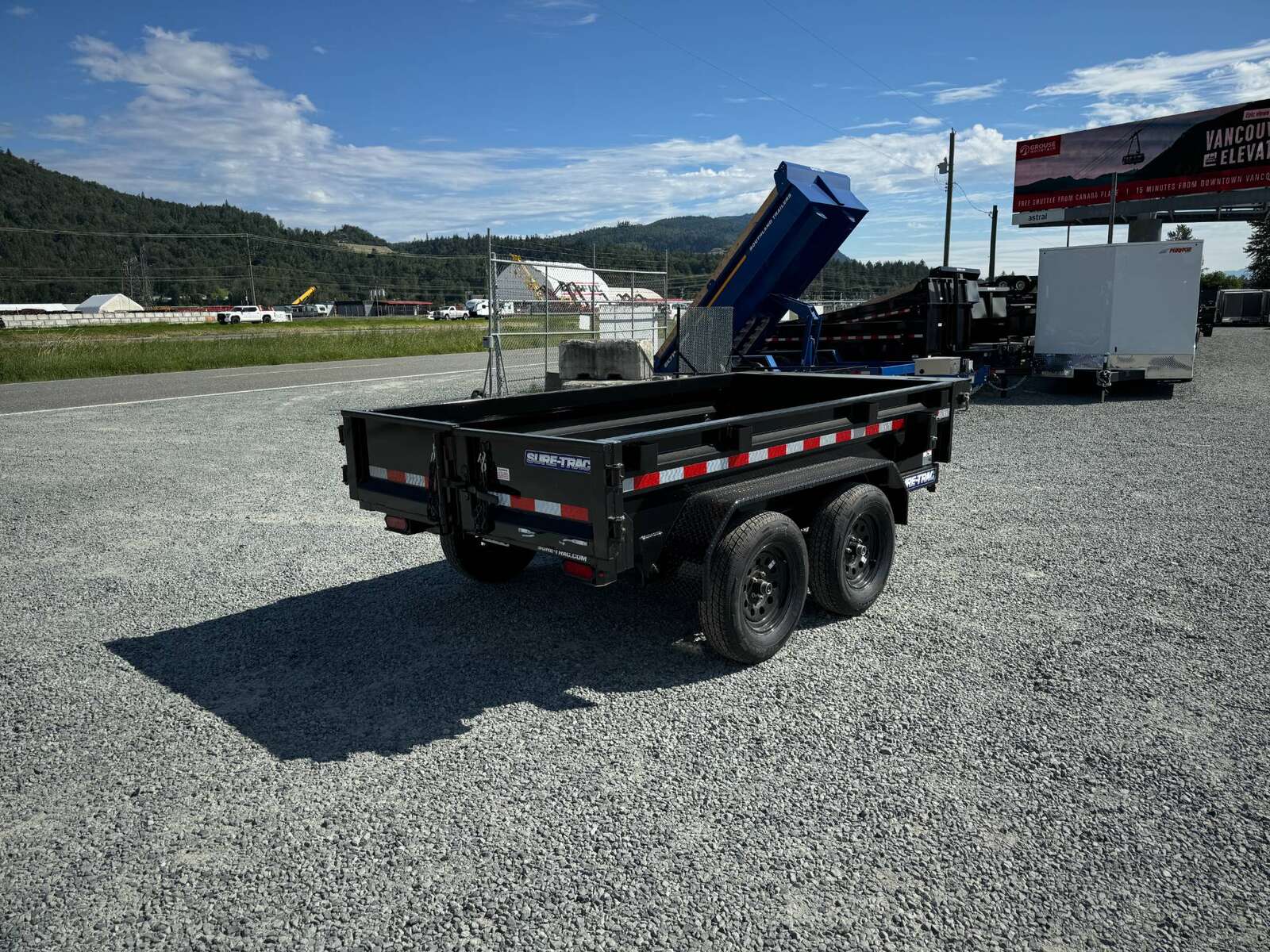 Photo of 2024 Suretrac 5x10 Dump Trailer 7000lb GVW Barn Doors with Tarp