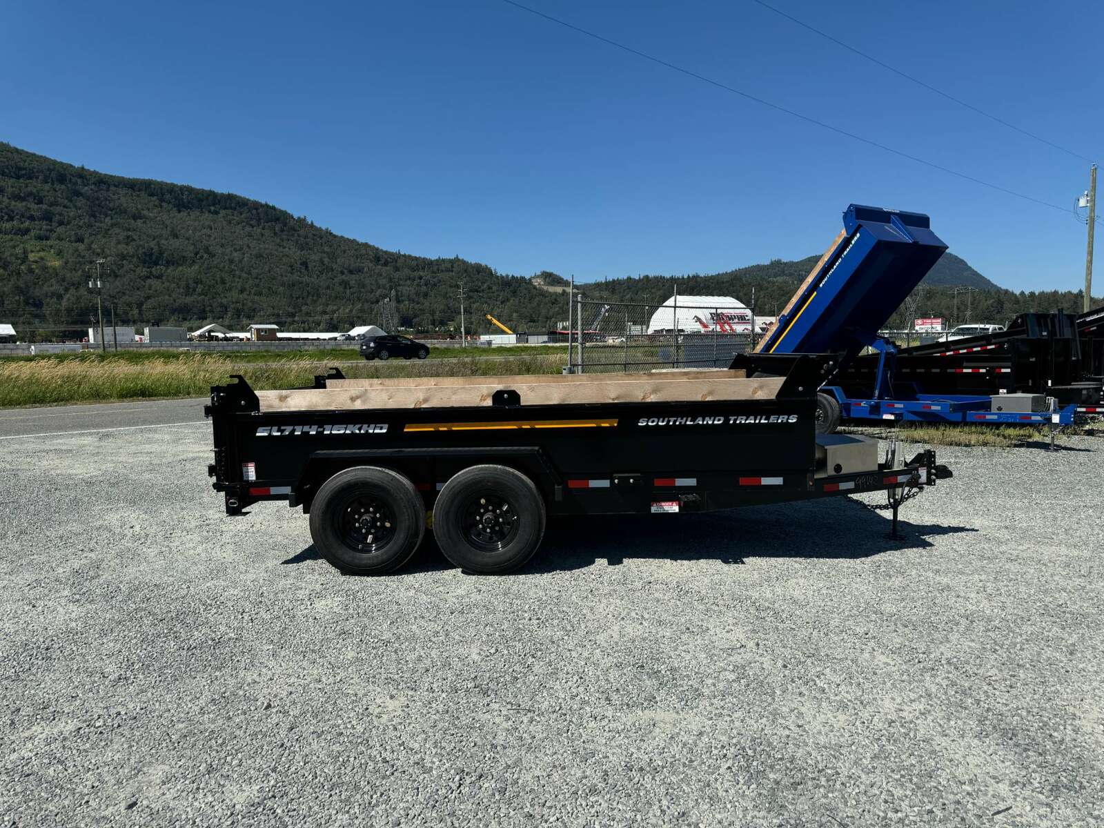 Photo of 2024 Southland Trailers 7x14 Dump Trailer HD 17,000lbs GVW w/ Hydraulic Front Jack & 3/16" Floor (SL714-16KHD)