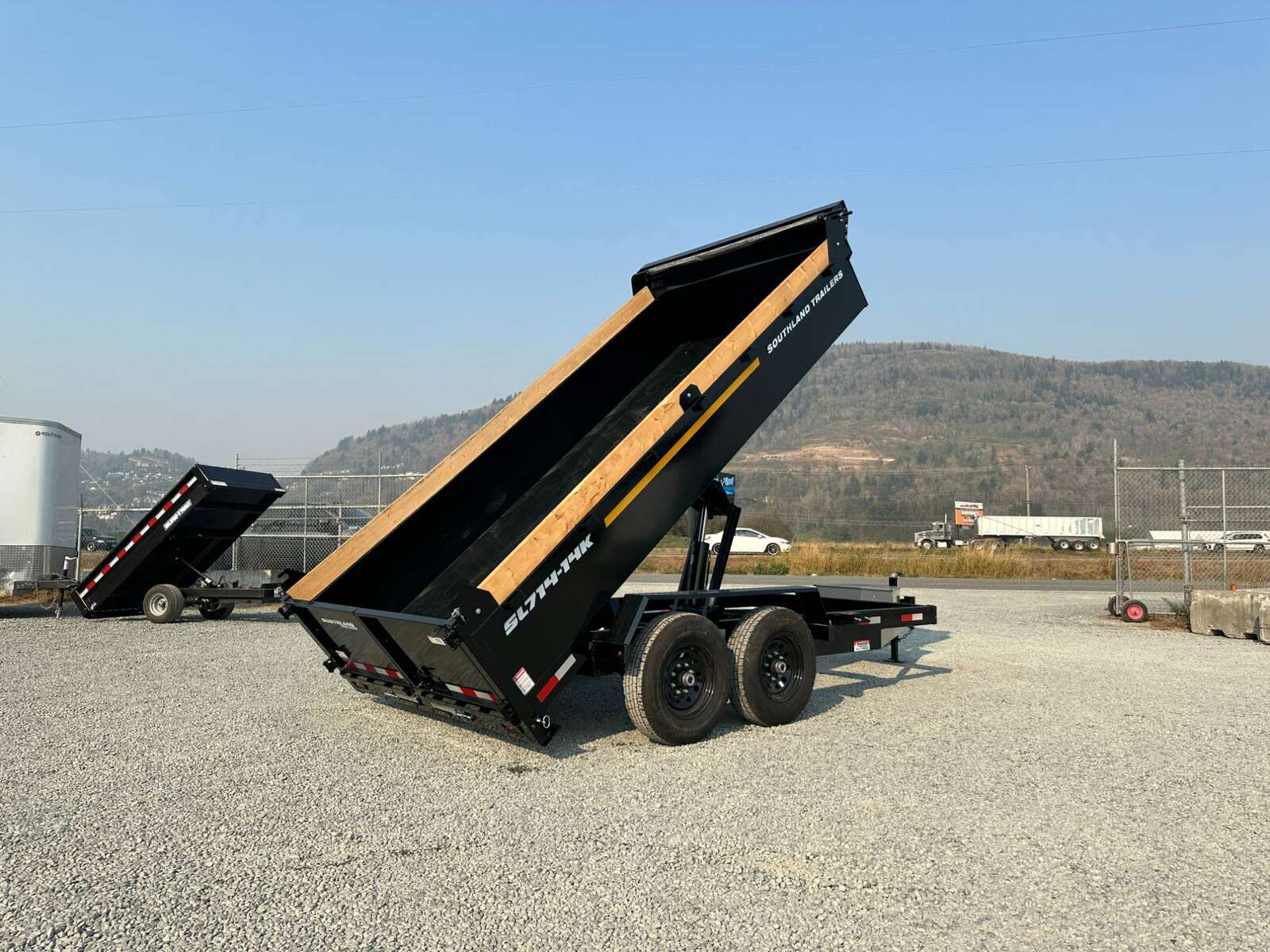 Photo of 2025 Southland 7x14 Dump Trailer 15,400lbs GVW with Tarp And Ramps (SL714-14K)