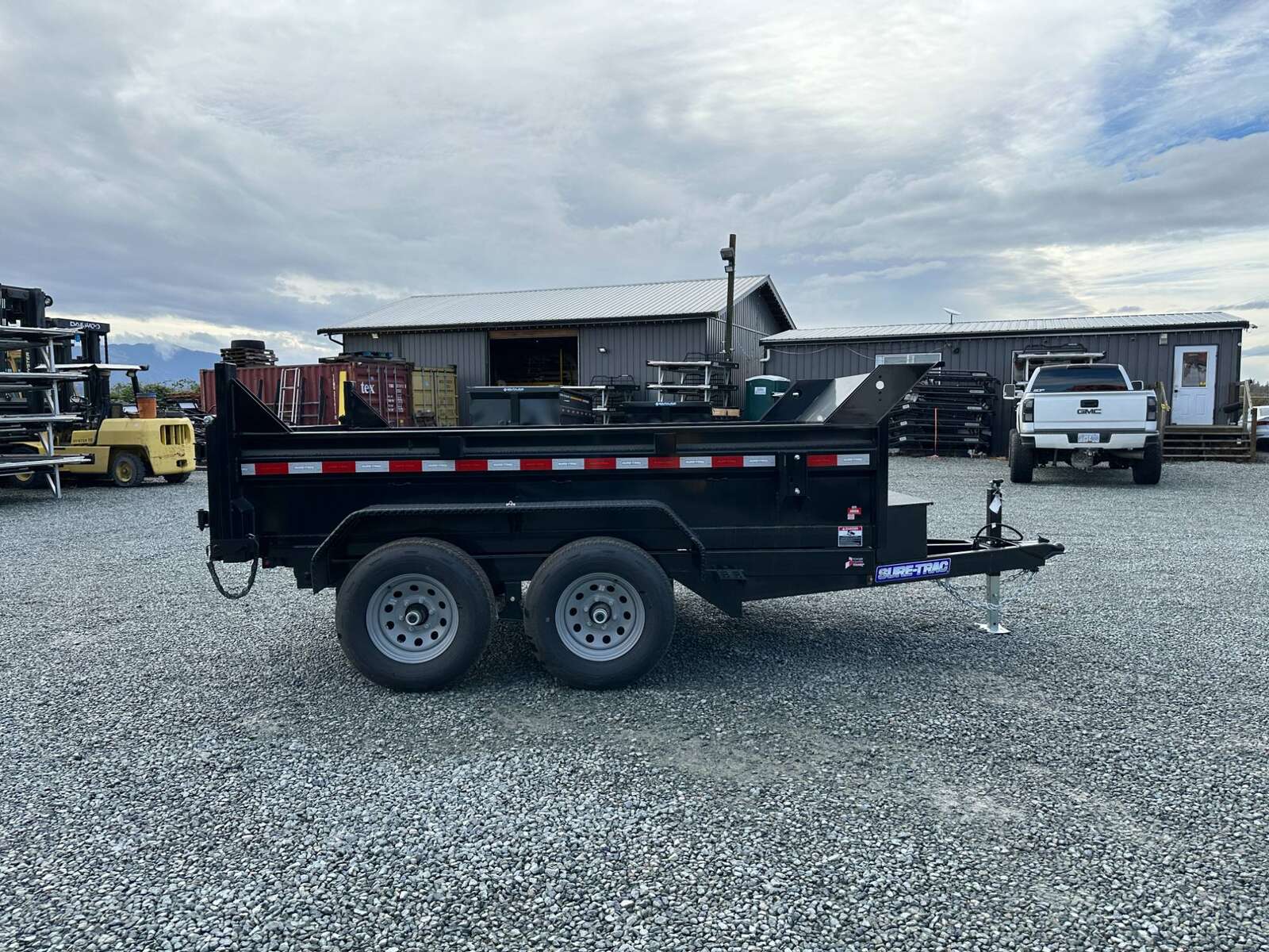 Photo of 2024 Suretrac 6x10 Dump Trailer 9,900lbs GVW w/Ramps