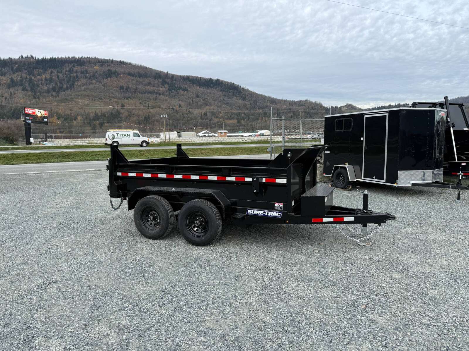 Photo of 2024 Suretrac 6x10 Dump Trailer 9,900lbs GVW w/Ramps & Tarp Installed