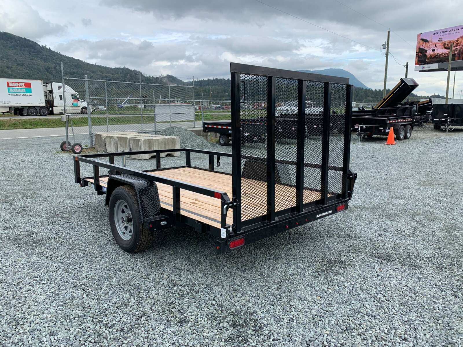 Photo of 2025 Suretrac 6x10 2990LB GVW Utility Trailer w/ Ramp Gate