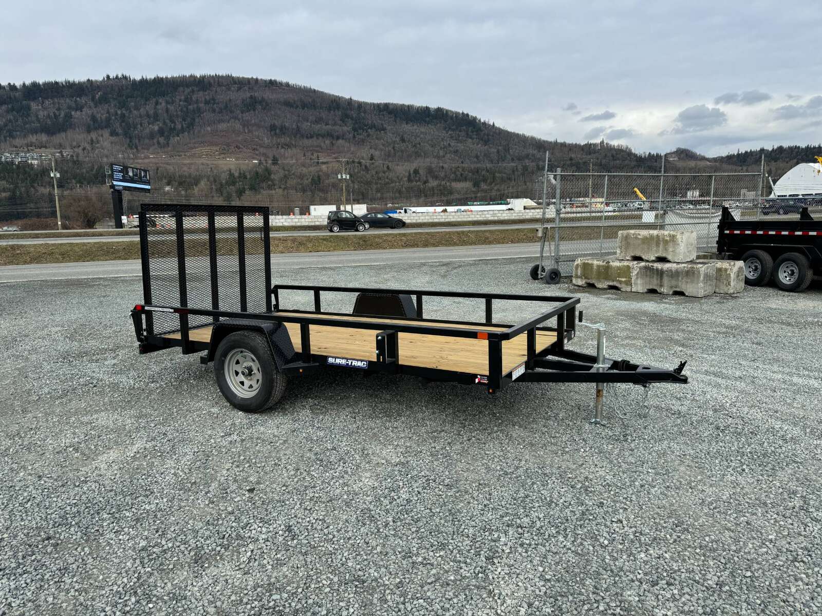 Photo of 2025 Suretrac 6x12 2990LB GVW Utility Trailer w/ Ramp gate