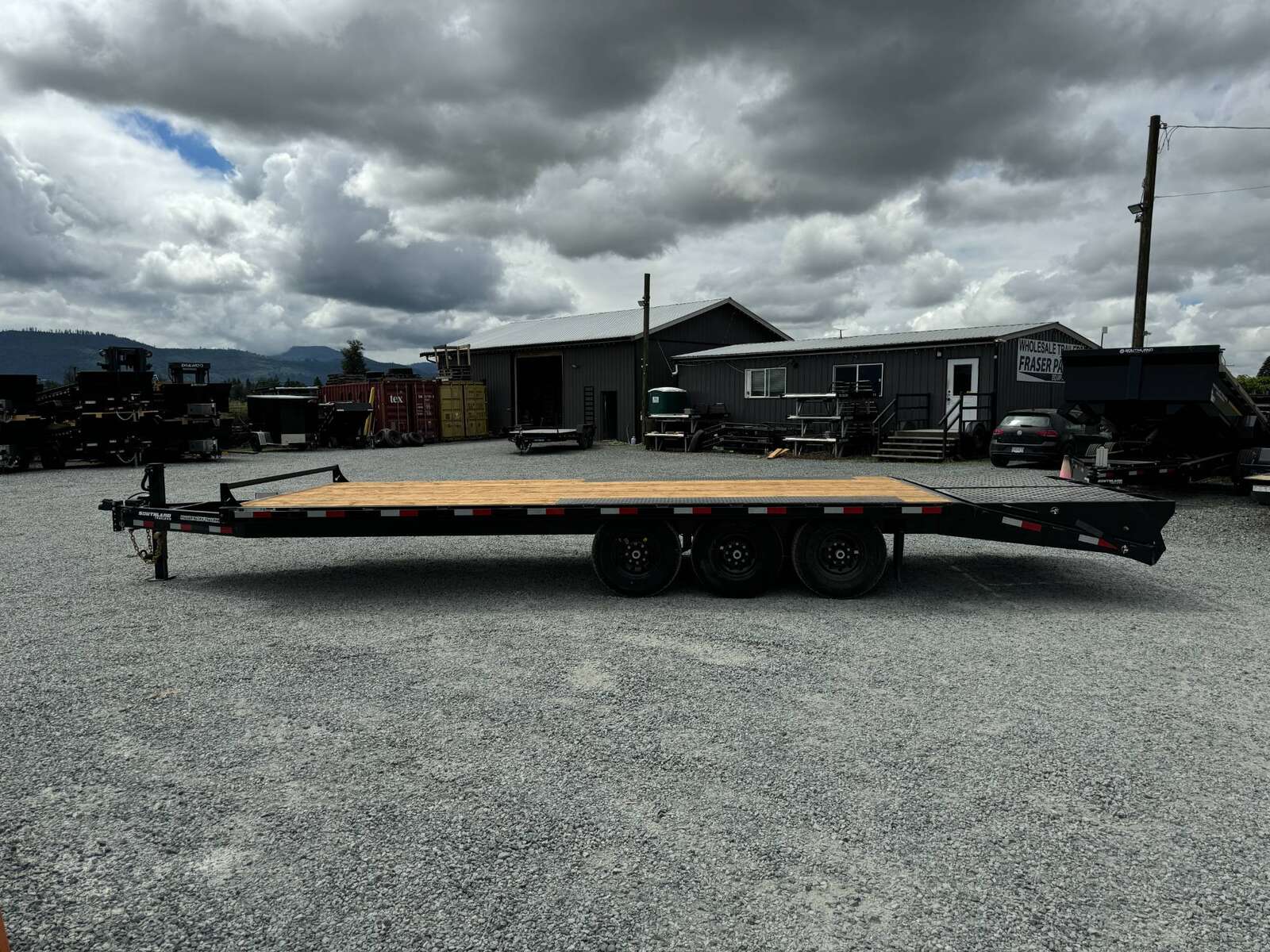 Photo of 2025 Southland Deckover 20+5 MEGA RAMP Equipment Trailer w/ 5ft Dovetail