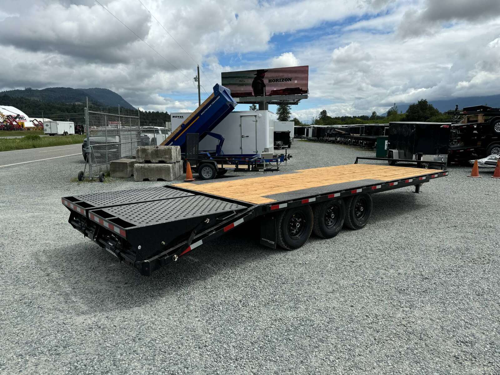 Photo of 2025 Southland Deckover 20+5 MEGA RAMP Equipment Trailer w/ 5ft Dovetail