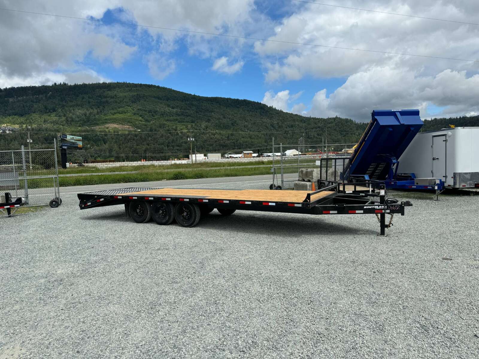 Photo of 2025 Southland Deckover 20+5 MEGA RAMP Equipment Trailer w/ 5ft Dovetail