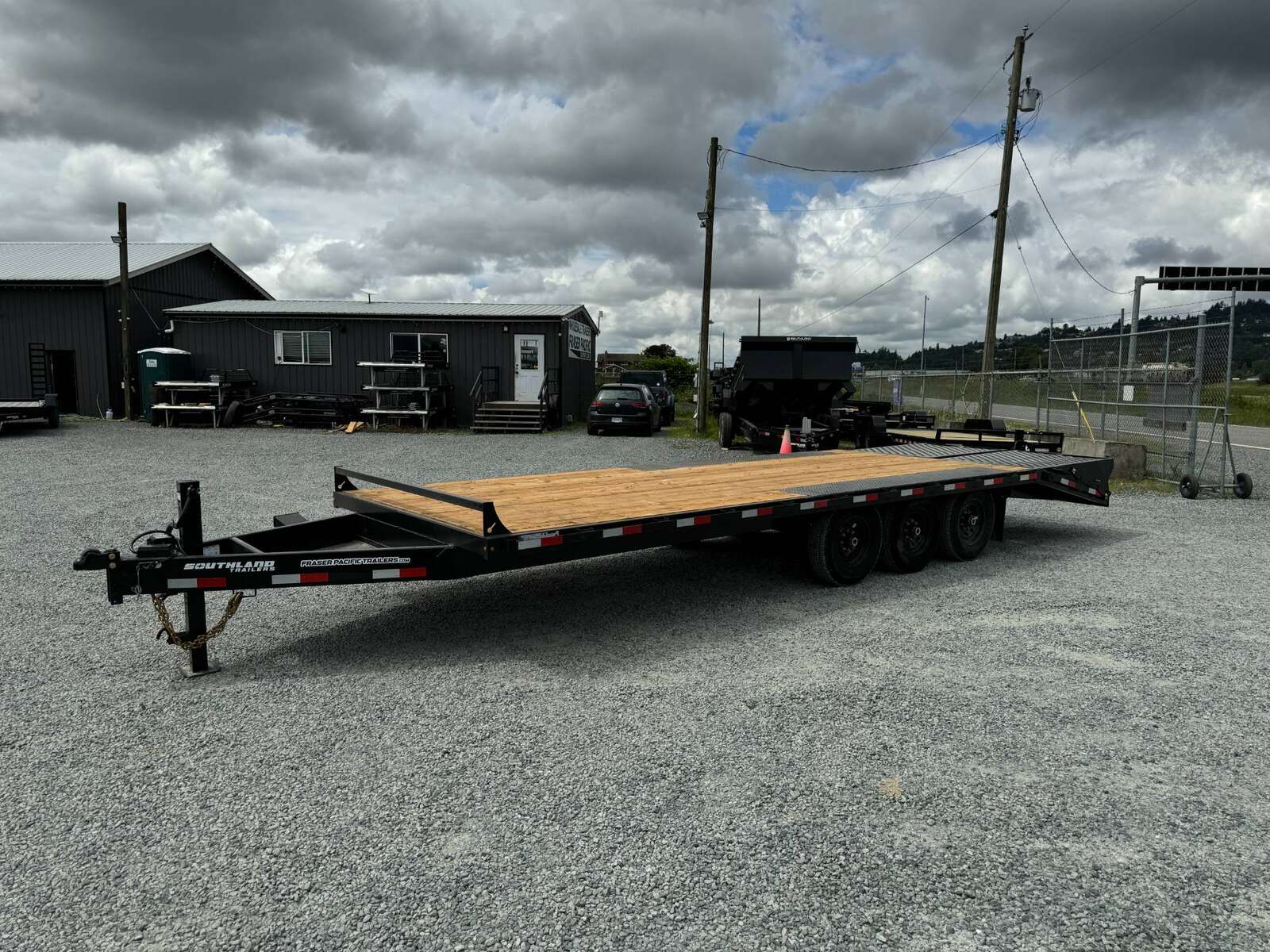 Photo of 2025 Southland Deckover 20+5 MEGA RAMP Equipment Trailer w/ 5ft Dovetail