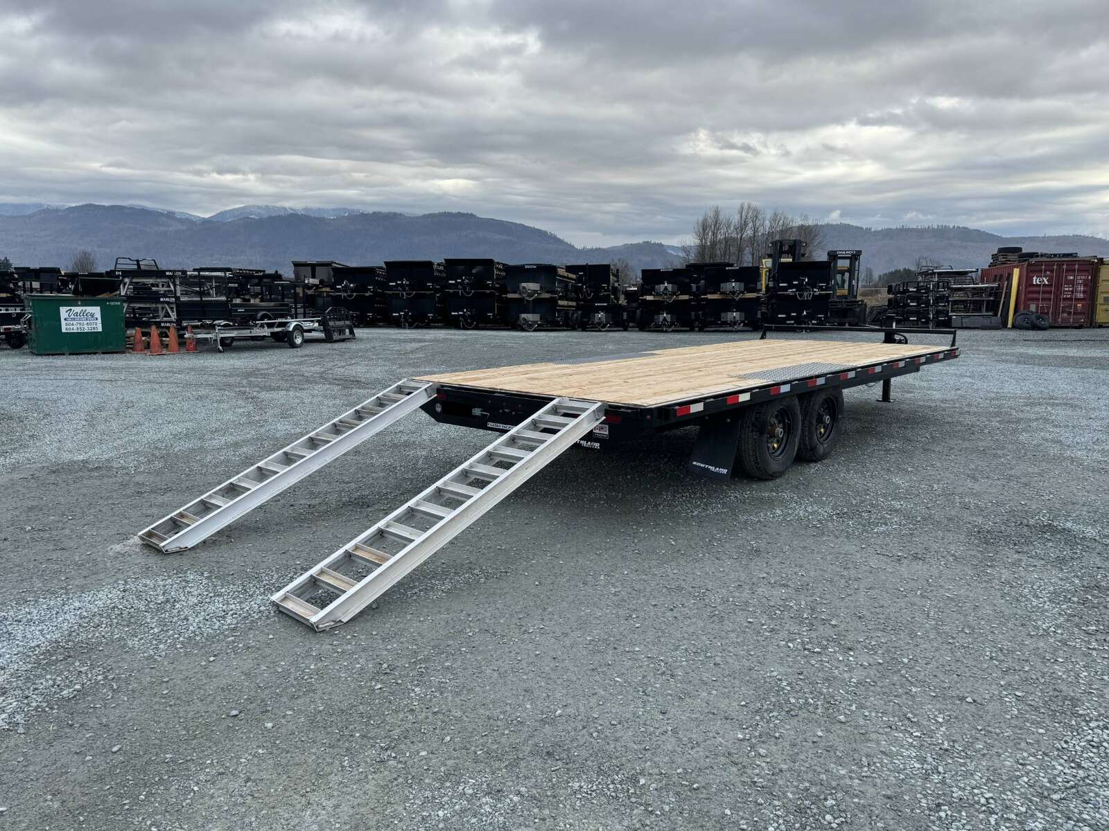 Photo of 2025 Southland Trailer 8x20 Deckover Trailer 15,400lb GVW Flat Deck