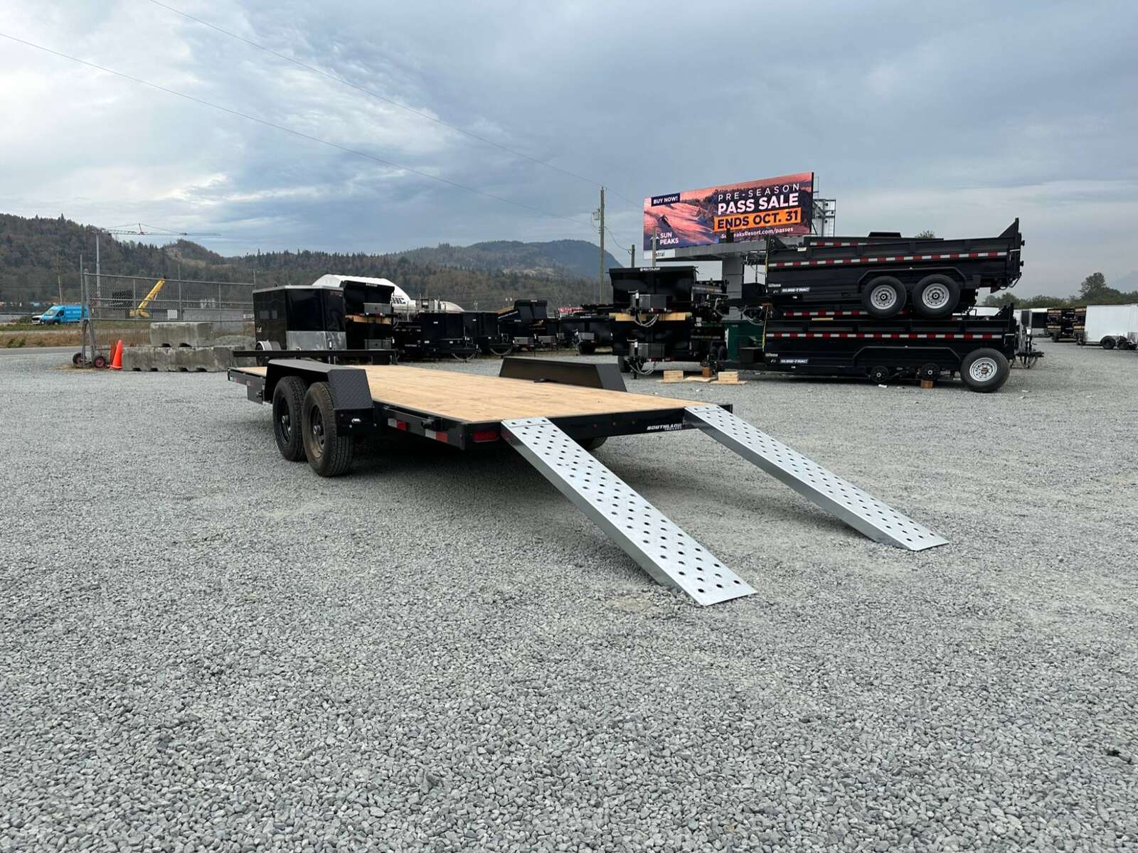 Photo of 2024 Southland 7X20 11,400LB GVW Equipment / Car Trailer Flat deck Slide In Ramps