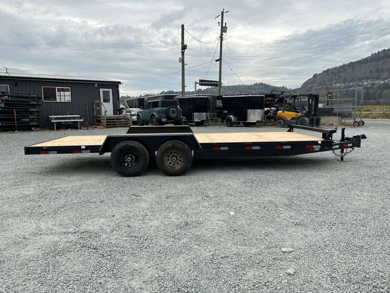 Photo of 2024 Southland 7X20 11,400LB GVW Equipment / Car Trailer Flat deck Slide In Ramps