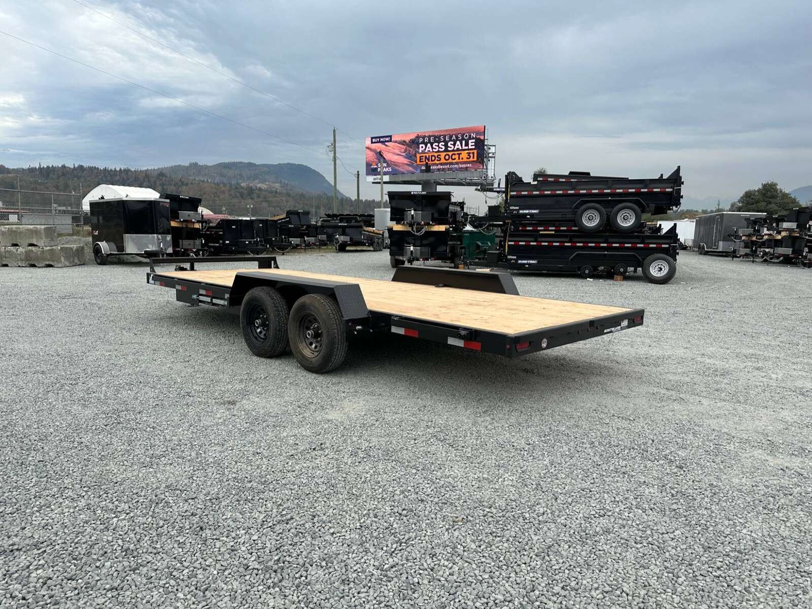 Photo of 2024 Southland 7X20 11,400LB GVW Equipment / Car Trailer Flat deck Slide In Ramps