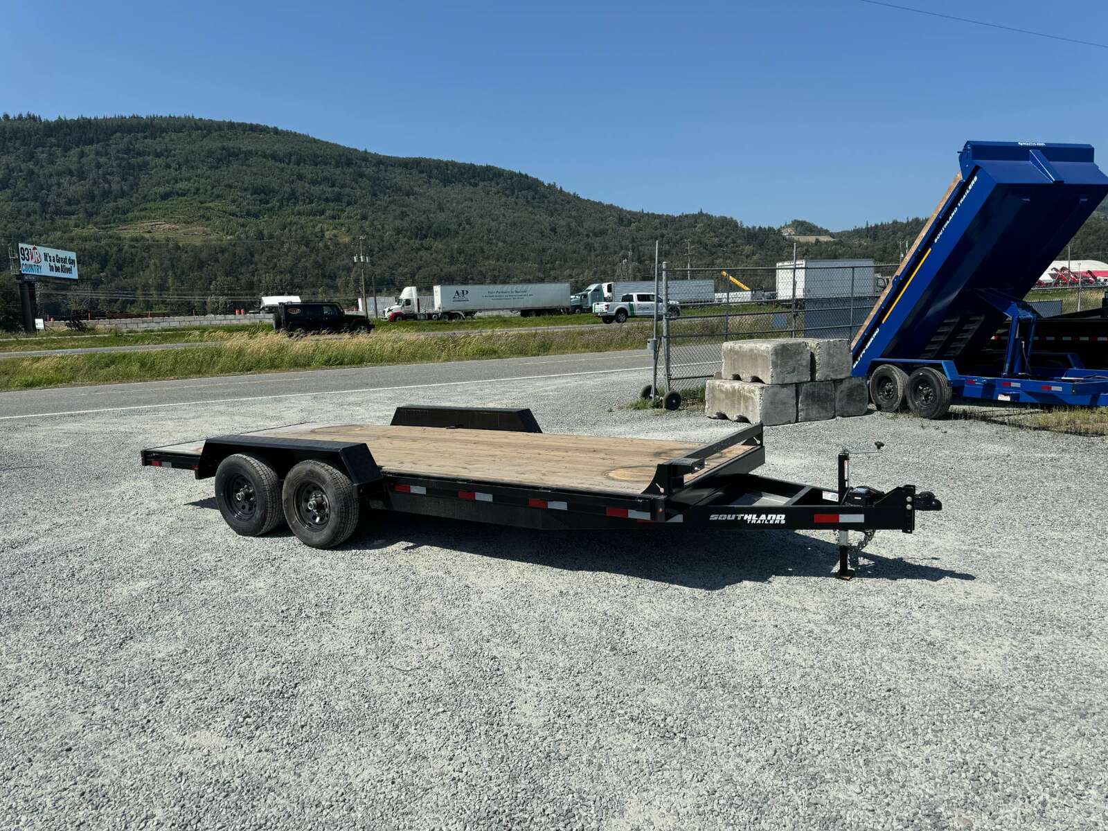 Photo of 2024 Southland 7X18 11,400LB GVW Equipment / Car Trailer Flatdeck Slide In Ramps