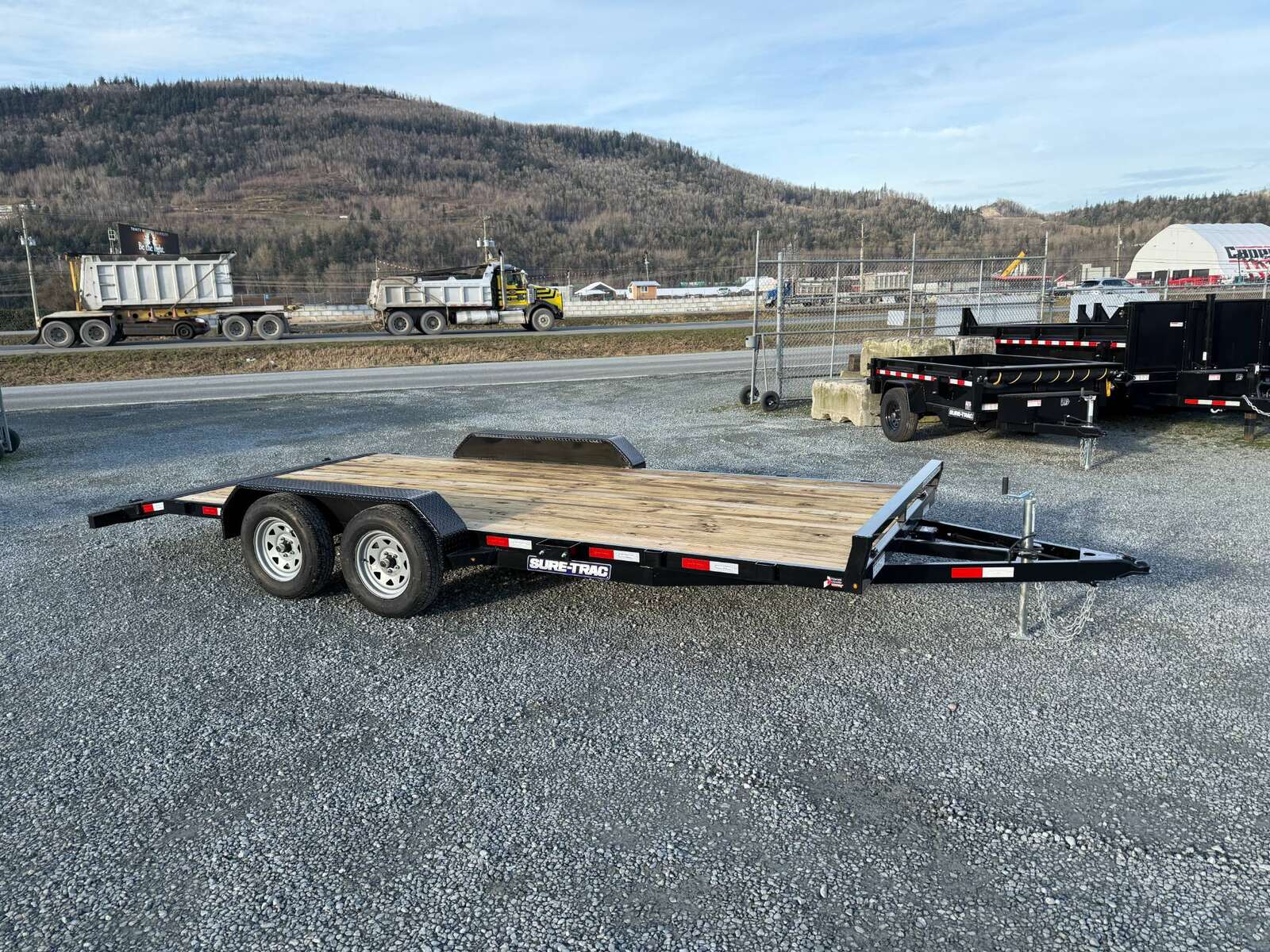 2025 Suretrac 7x18 Car Hauler Flat Deck Trailer W Dovetail Slide In 