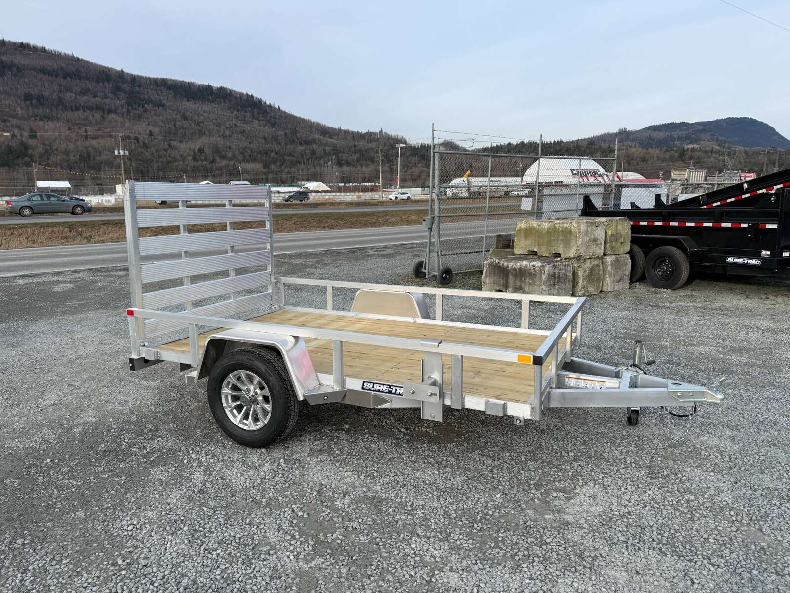 Photo of 2025 Suretrac 6x10 Aluminum Utility Trailer w/ Ramp Gate 2990lb GVW