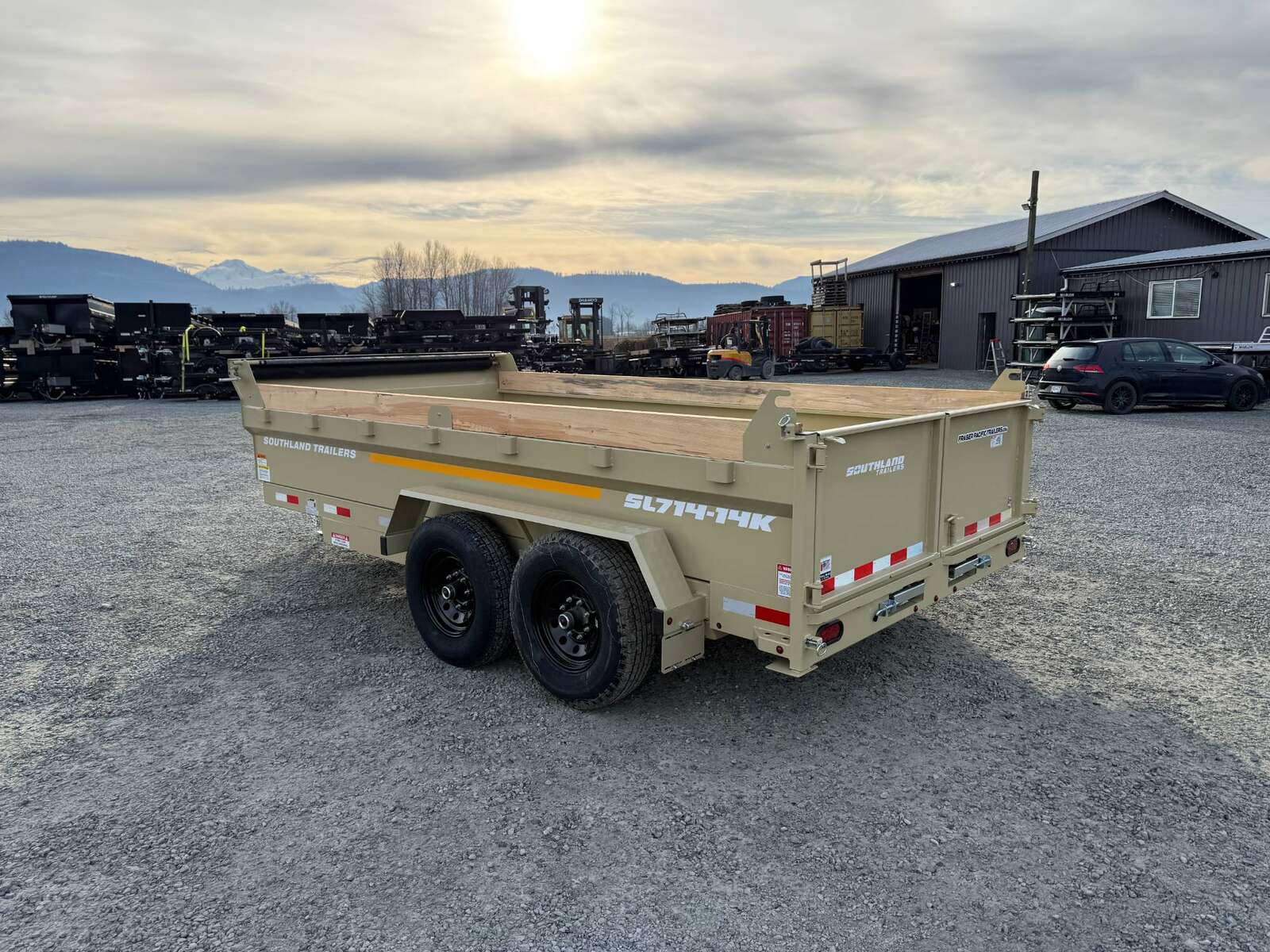 Photo of 2025 Southland 7x14 Dump Trailer 15,400lbs GVW with Tarp And Ramps SANDSTONE (SL714-14K)