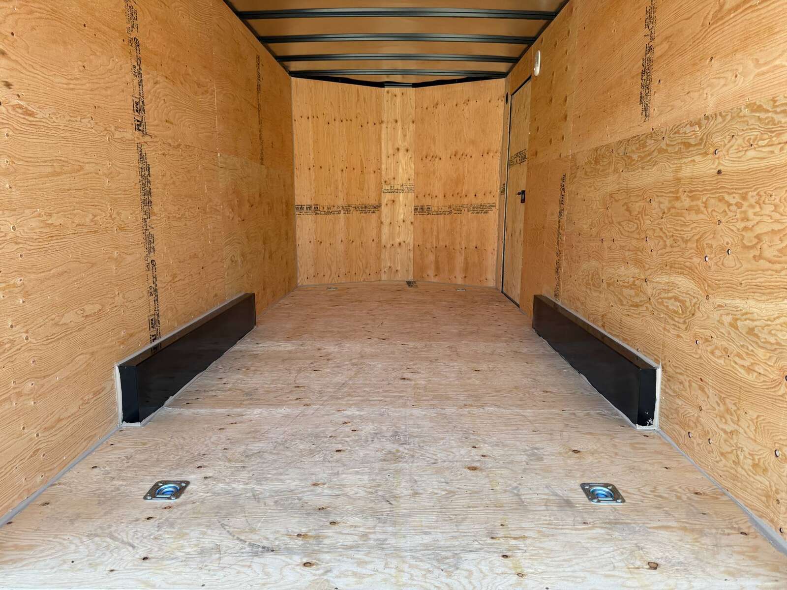 Photo of 2025 Royal Cargo 7.5X16 V-NOSE RAMP DOOR EXTRA HEIGHT Cargo / Enclosed Trailer Pewter 7700lb GVW