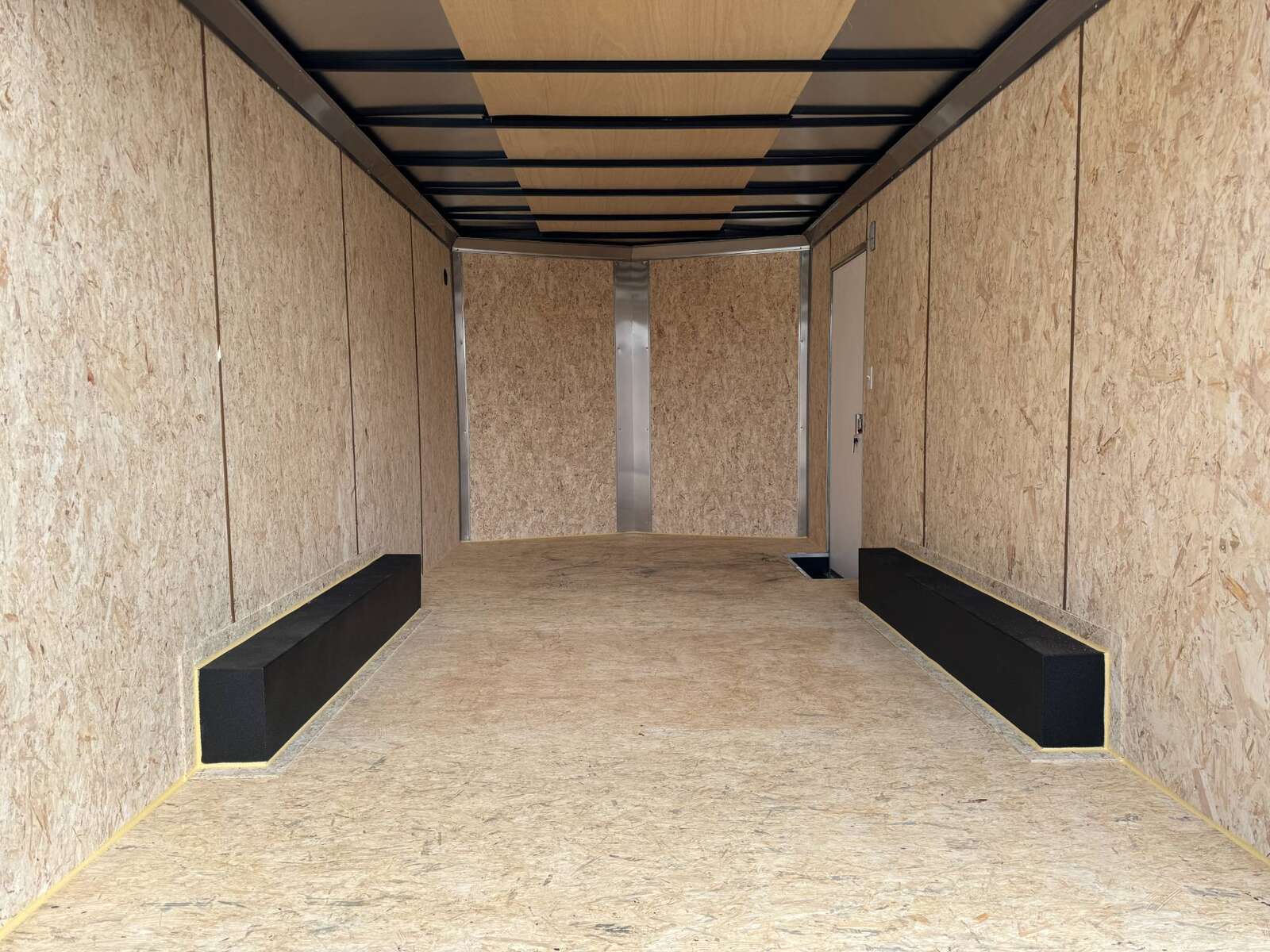 Photo of 2025 Mirage XE 8.5x16 V Nose Extra Height Cargo / Enclosed Trailer Ramp Door Black 7000lb GVW