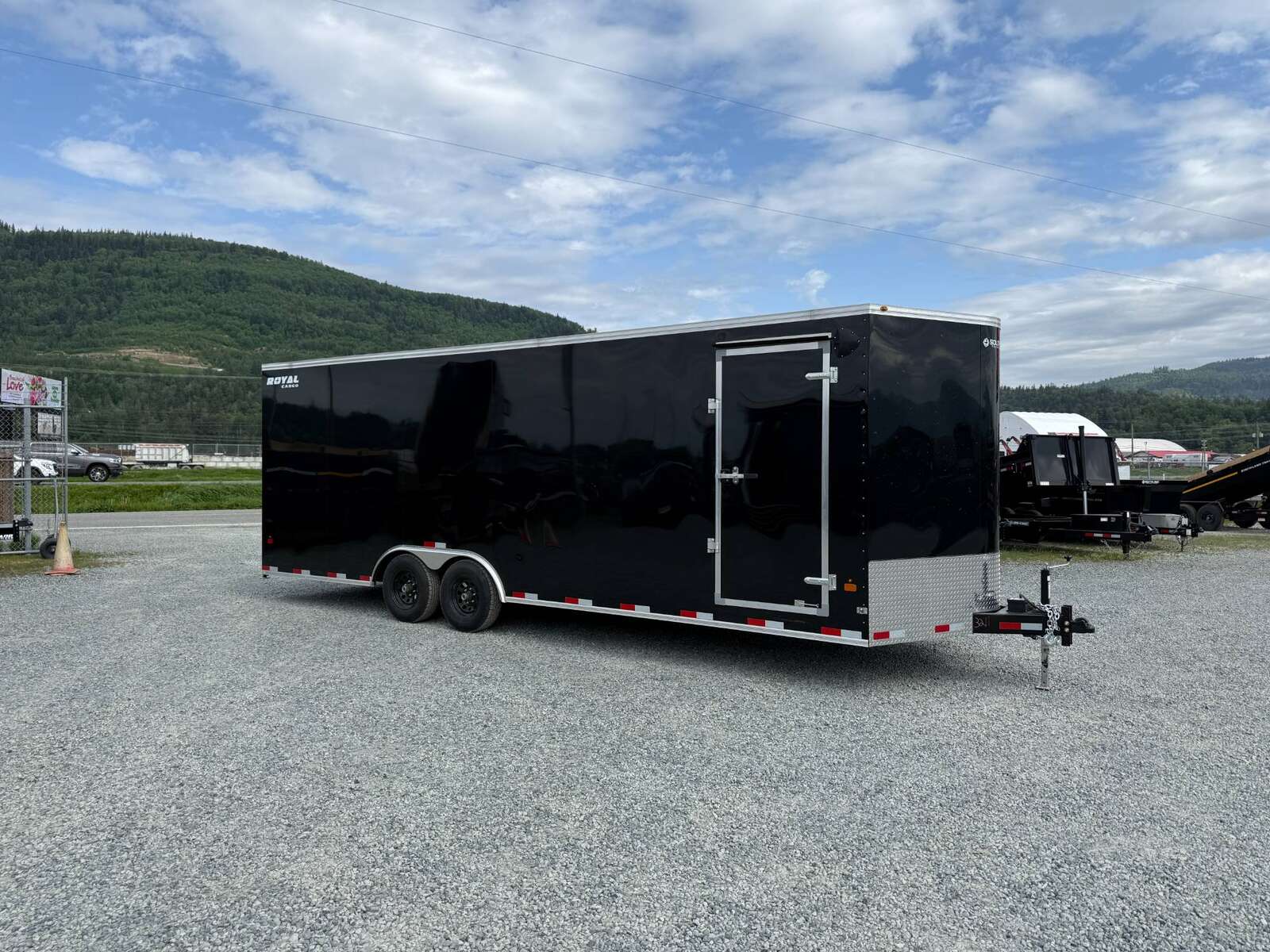 Photo of 2026 Royal Cargo 8.5x24 V Nose Car Hauler Cargo / Enclosed Trailer 11,400lb GVW Gloss Black Ramp Door Extra Height