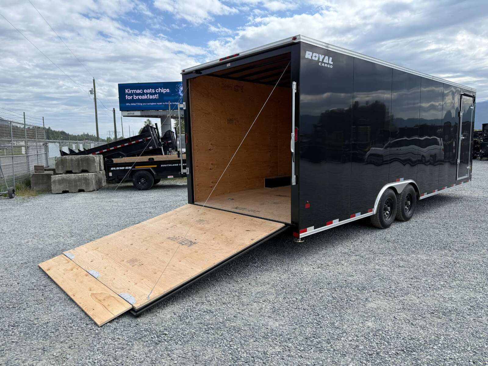 Photo of 2026 Royal Cargo 8.5x24 V Nose Car Hauler Cargo / Enclosed Trailer 11,400lb GVW Gloss Black Ramp Door Extra Height