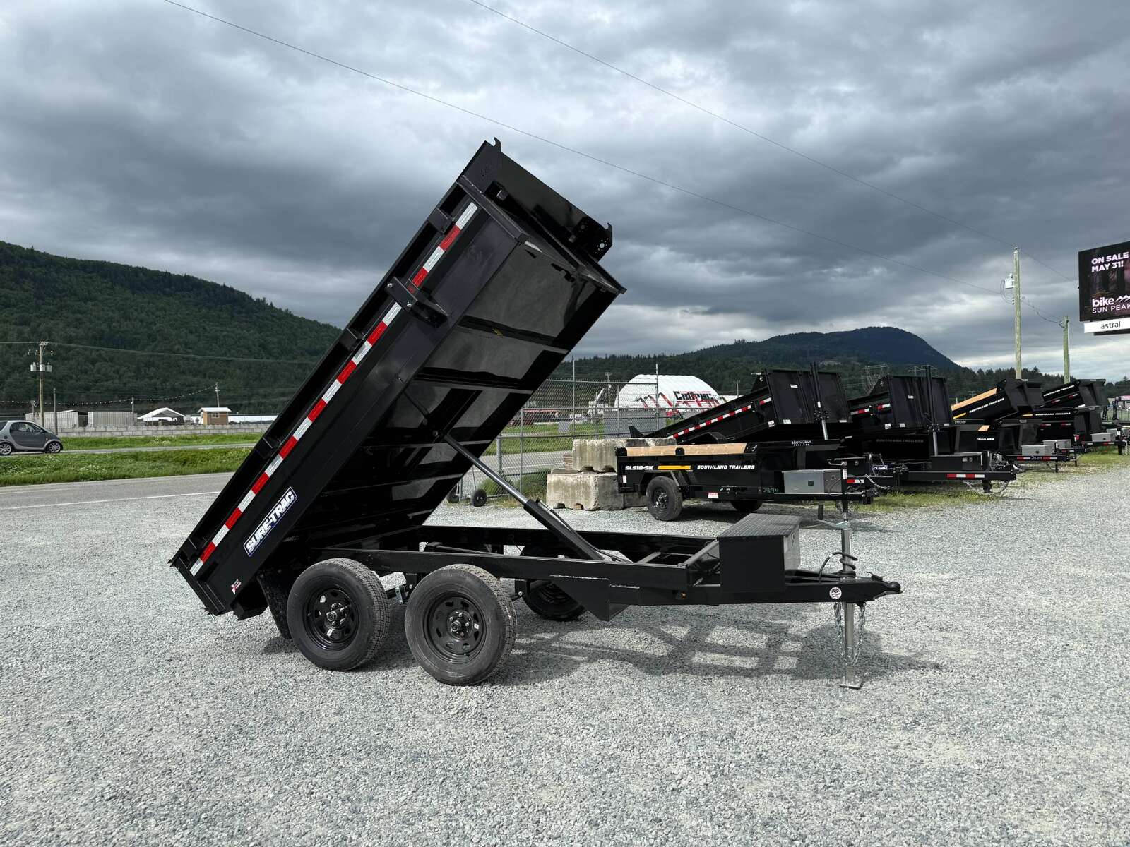 Photo of 2025 Suretrac 6x10 Deckover Dump Trailer 7,000lb GVW
