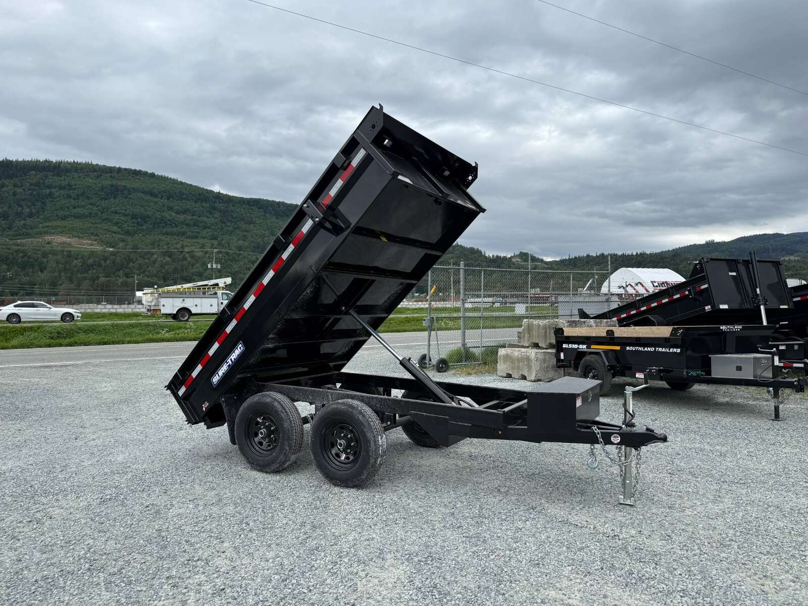 Photo of 2025 Suretrac 6x10 Deckover Dump Trailer 9,900lb GVW
