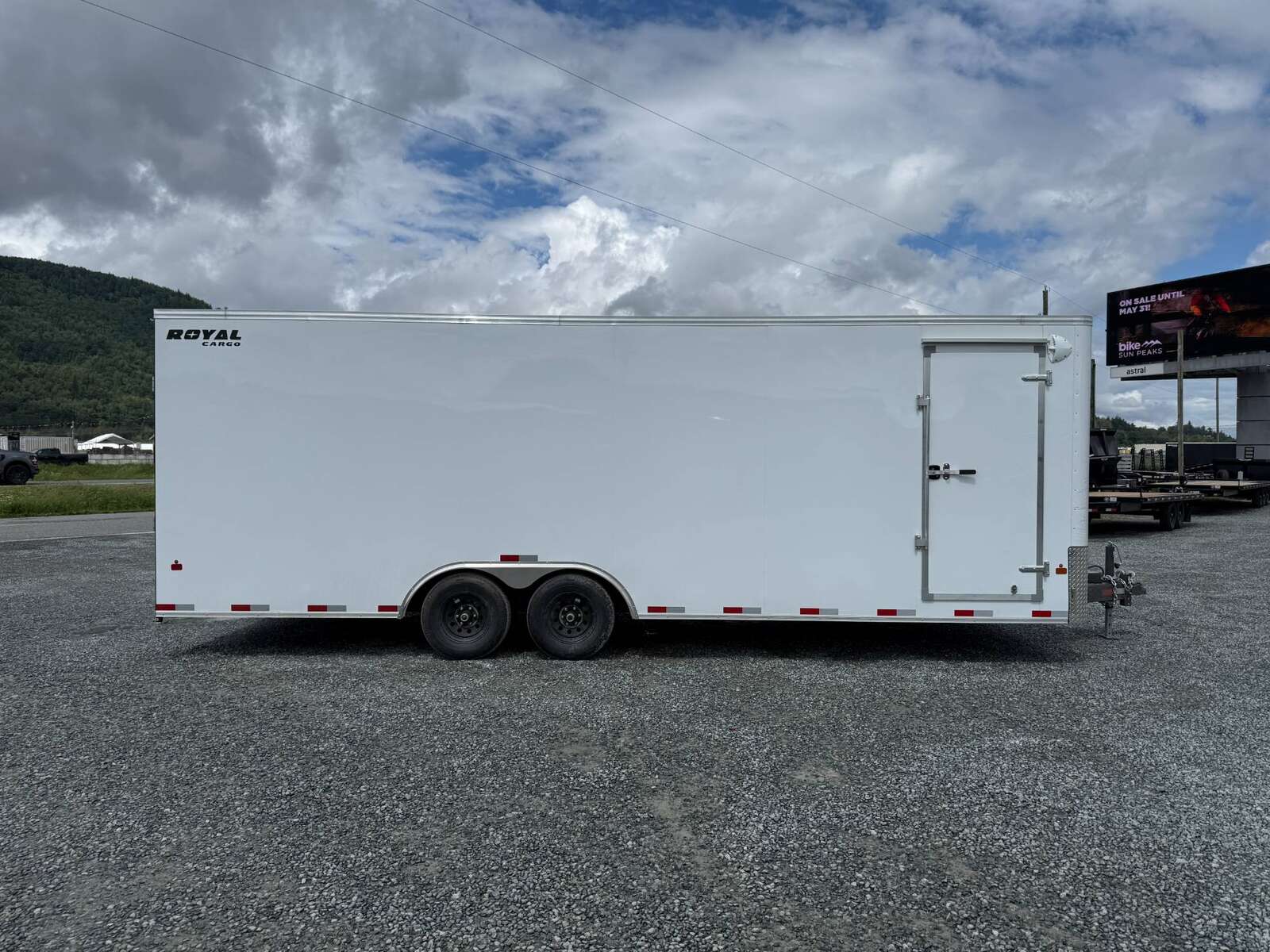 Photo of 2026 Royal Cargo 8.5x24 Enclosed Cargo Trailer 11,400lb GVW Extra Height w/ Ramp Door White