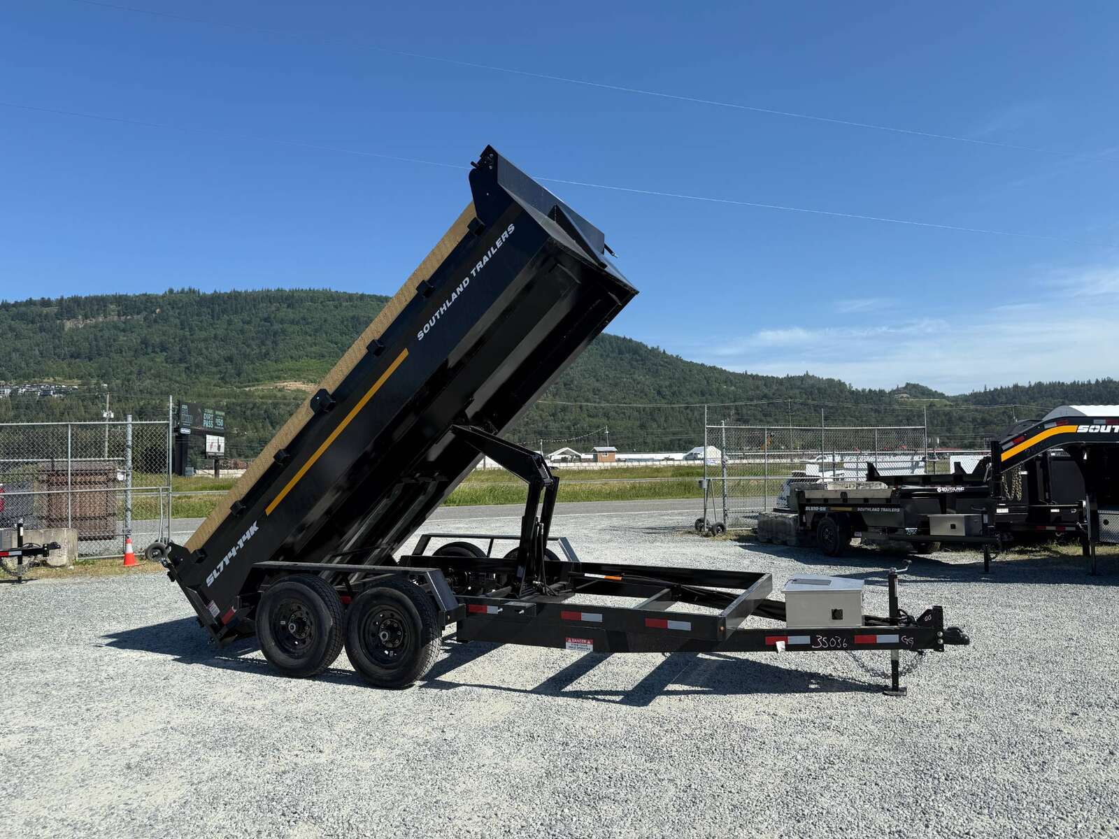 Photo of 2025 Southland 7x14 Dump Trailer 15,400lbs GVW with Tarp And Ramps (SL714-14K)