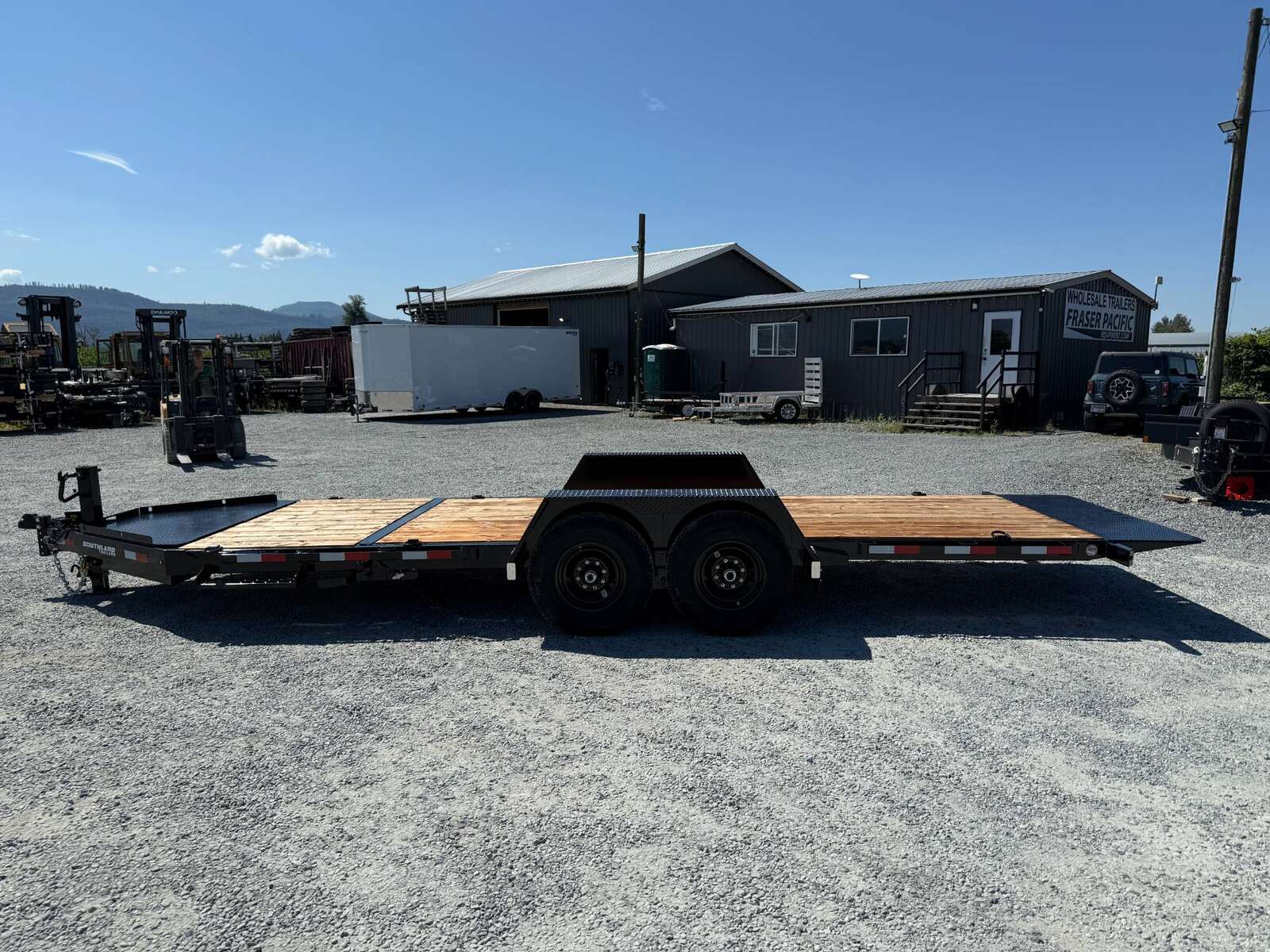 Photo of 2026 Southland Tilt Deck 16+4 Flatdeck Equipment 15,000lb GVW Trailer