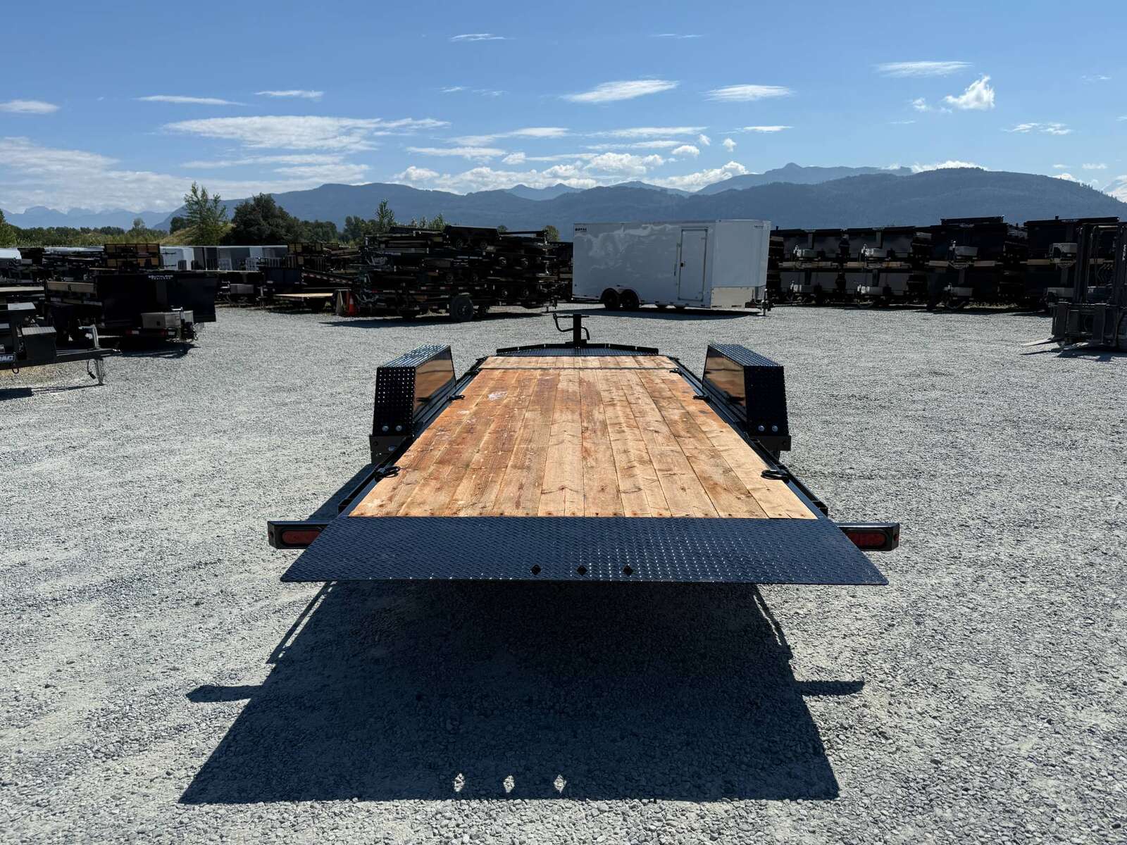 Photo of 2026 Southland Tilt Deck 16+4 Flatdeck Equipment 15,000lb GVW Trailer