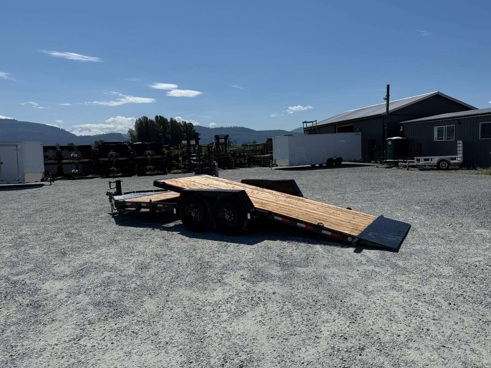 Photo of 2026 Southland Tilt Deck 16+4 Flatdeck Equipment 15,000lb GVW Trailer