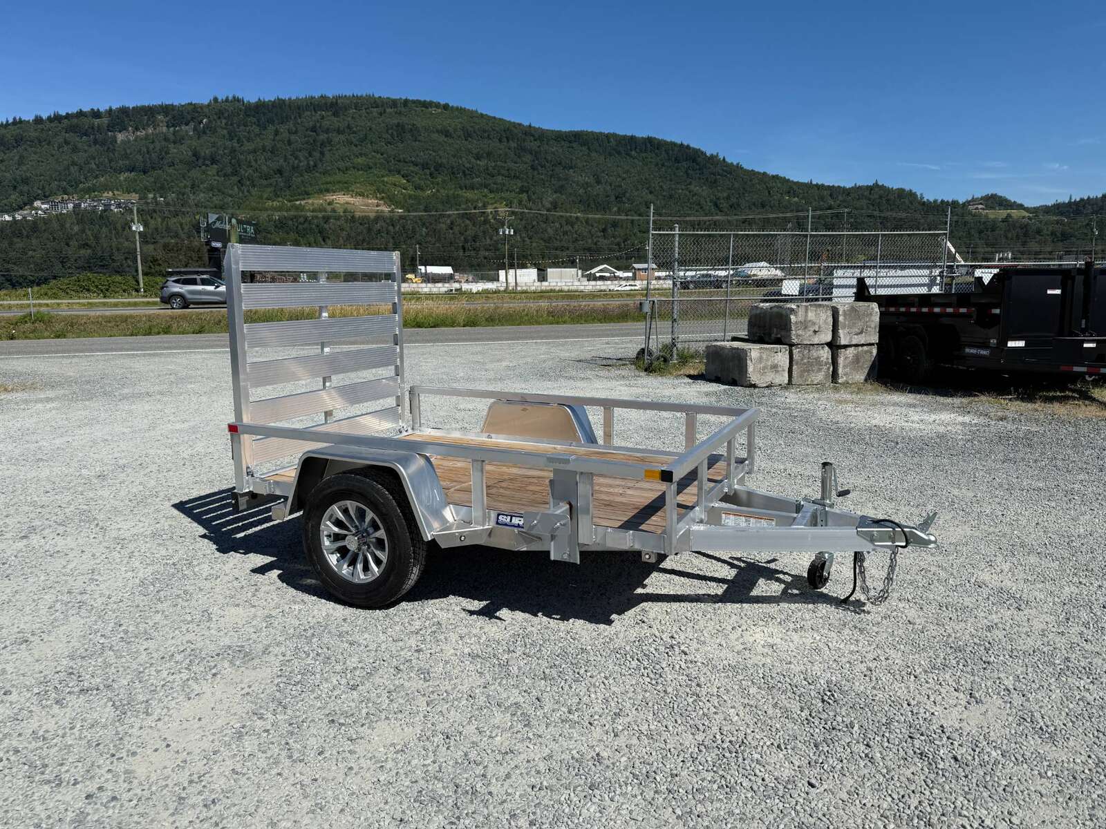 Photo of 2025 Suretrac 5x8 Aluminum Utility Trailer w/ Ramp Gate 2990lb GVW