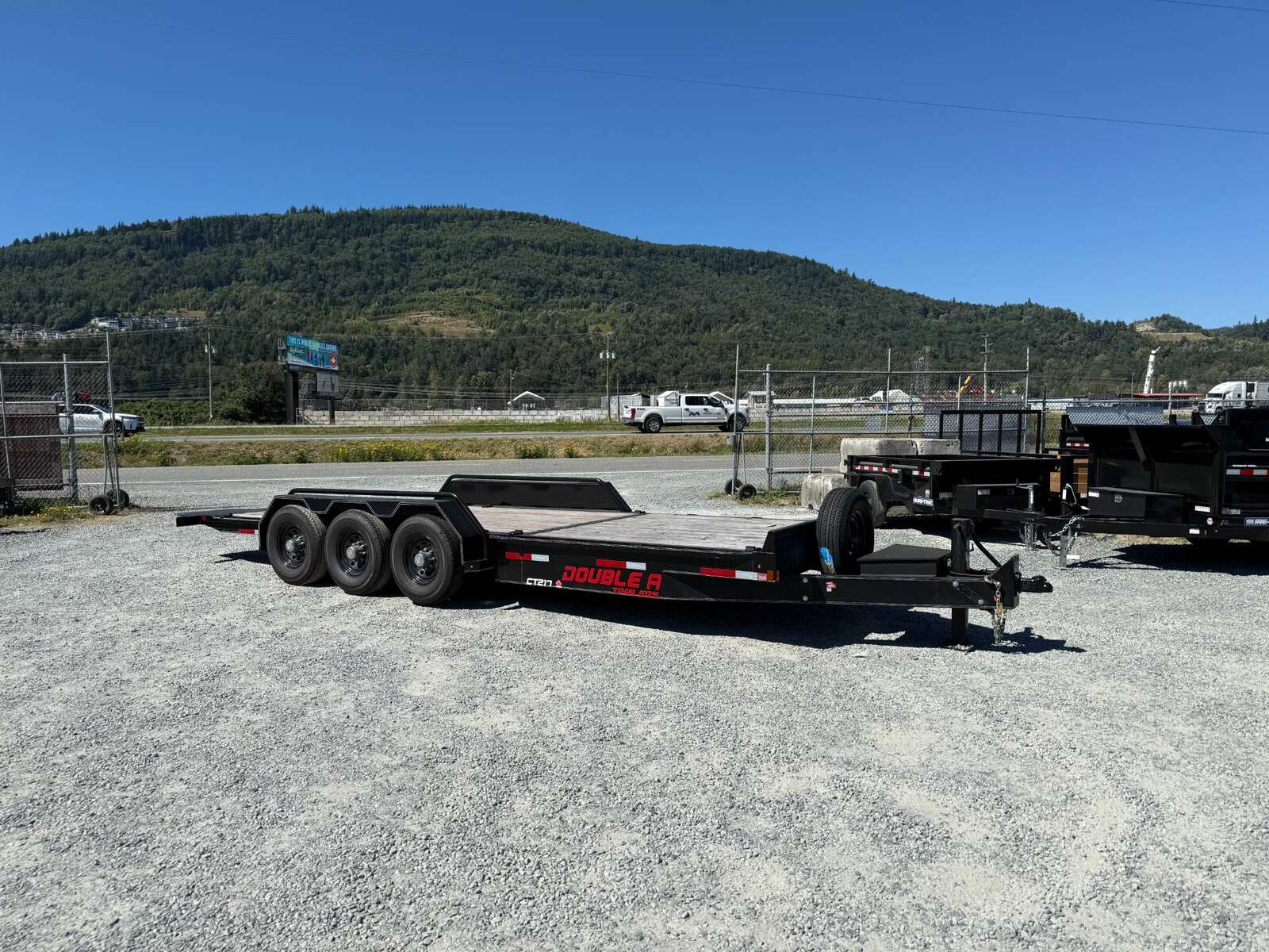 Photo of Pre Owned Used 2023 Double A 24ft Tilt Deck Equipment Trailer Triple Axle 21,000lb GVW