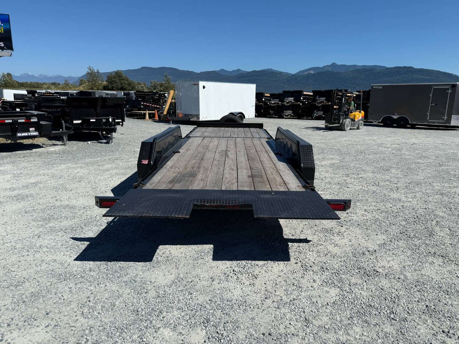 Photo of Pre Owned Used 2023 Double A 24ft Tilt Deck Equipment Trailer Triple Axle 21,000lb GVW