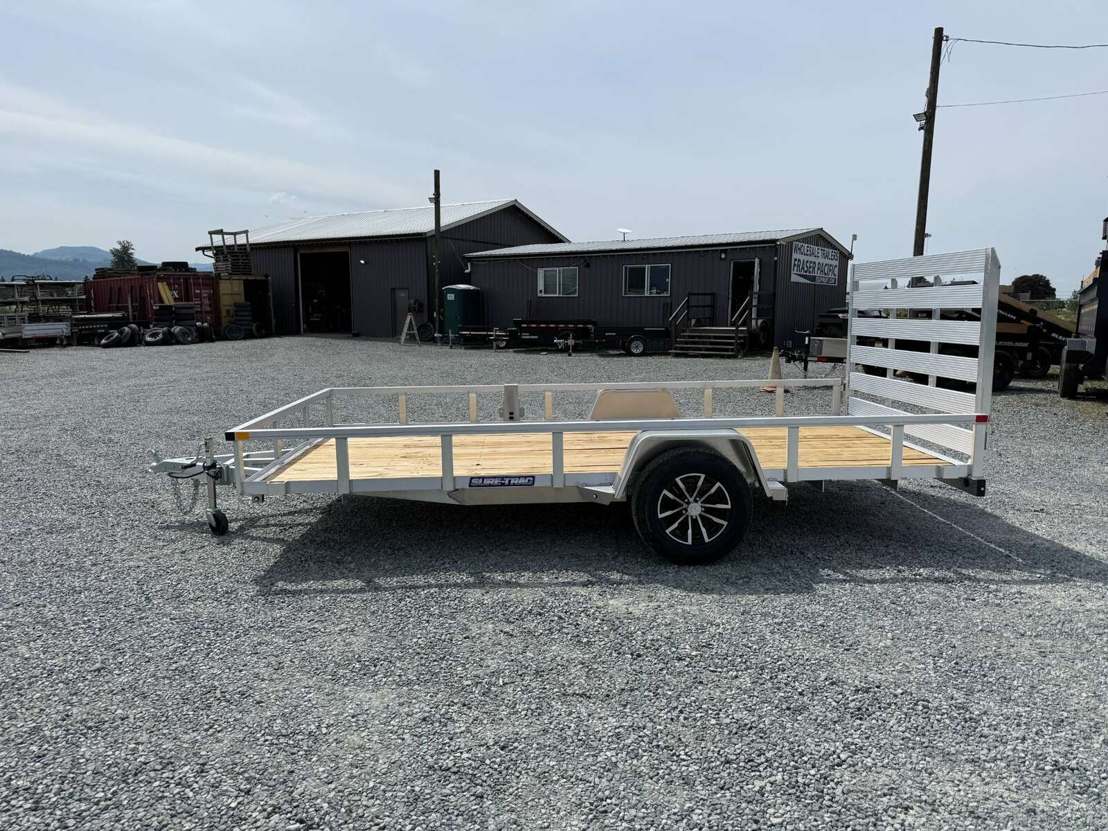 Photo of 2025 Suretrac 7x14 Aluminum Utility Trailer w/ Ramp Gate 2990lb GVW
