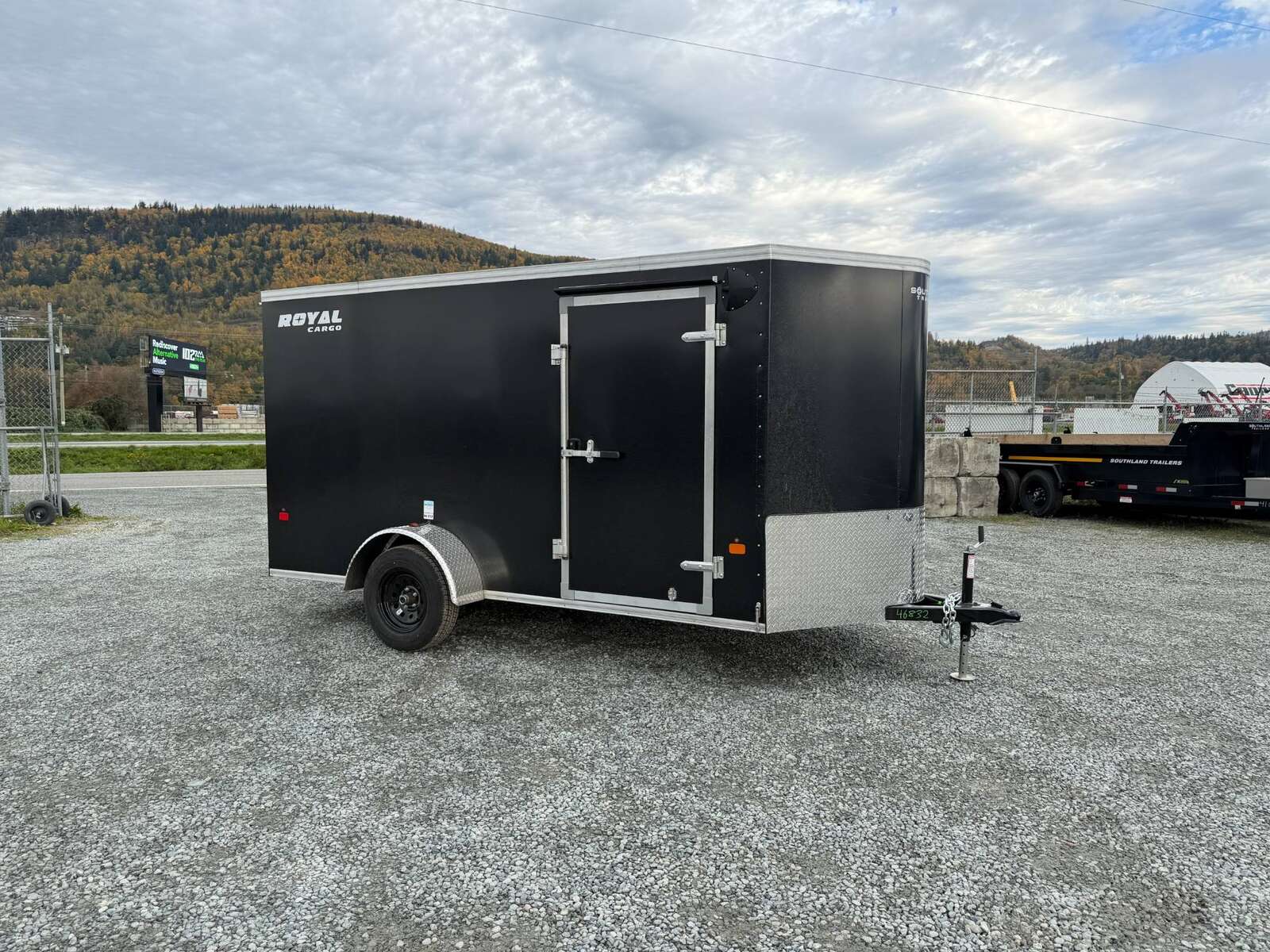Photo of 2026 Royal Cargo 6x12 V Nose Cargo / Enclosed Trailer Ramp Door Black 2999lb GVW