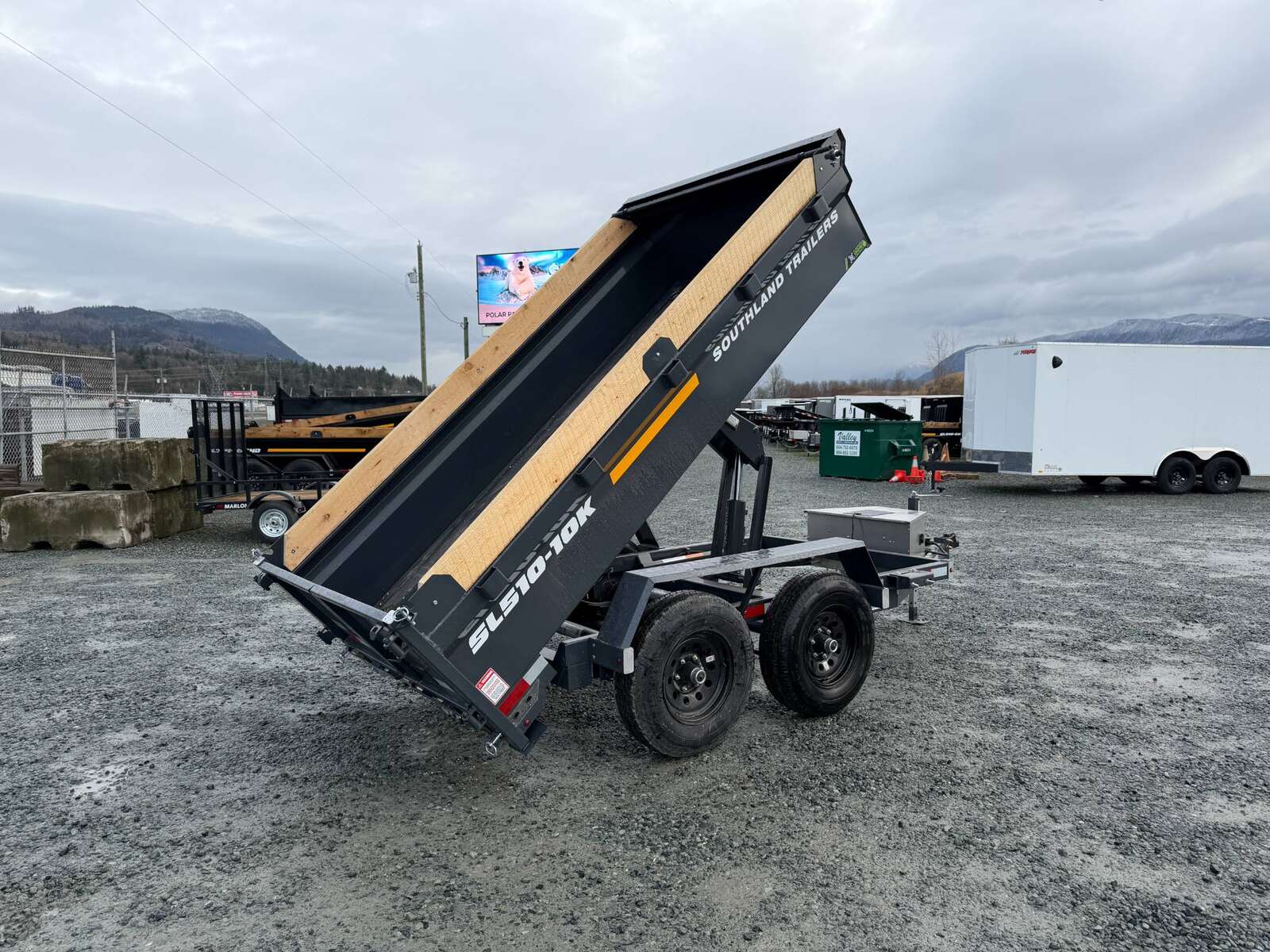 Photo of 2026 Southland 5x10 Dump Trailer 11,464lbs GVW Charcoal Grey w/ Tarp & Ramps