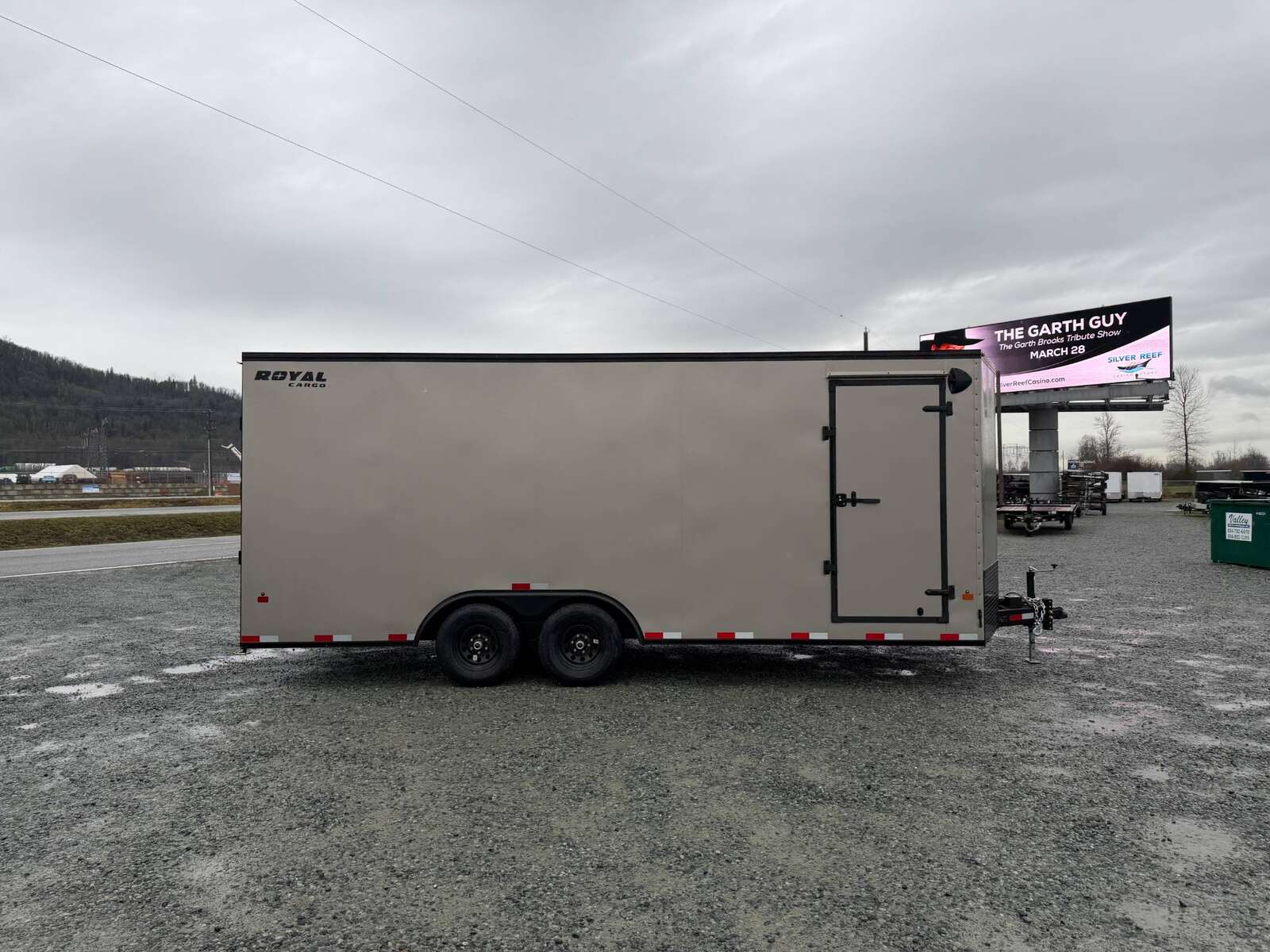 Photo of 2026 Royal Cargo 8.5x20 +V Nose 11,400lb Cargo / Enclosed Trailer Car Hauler Extra Height Ramp Door Pewter BLACKOUT Package