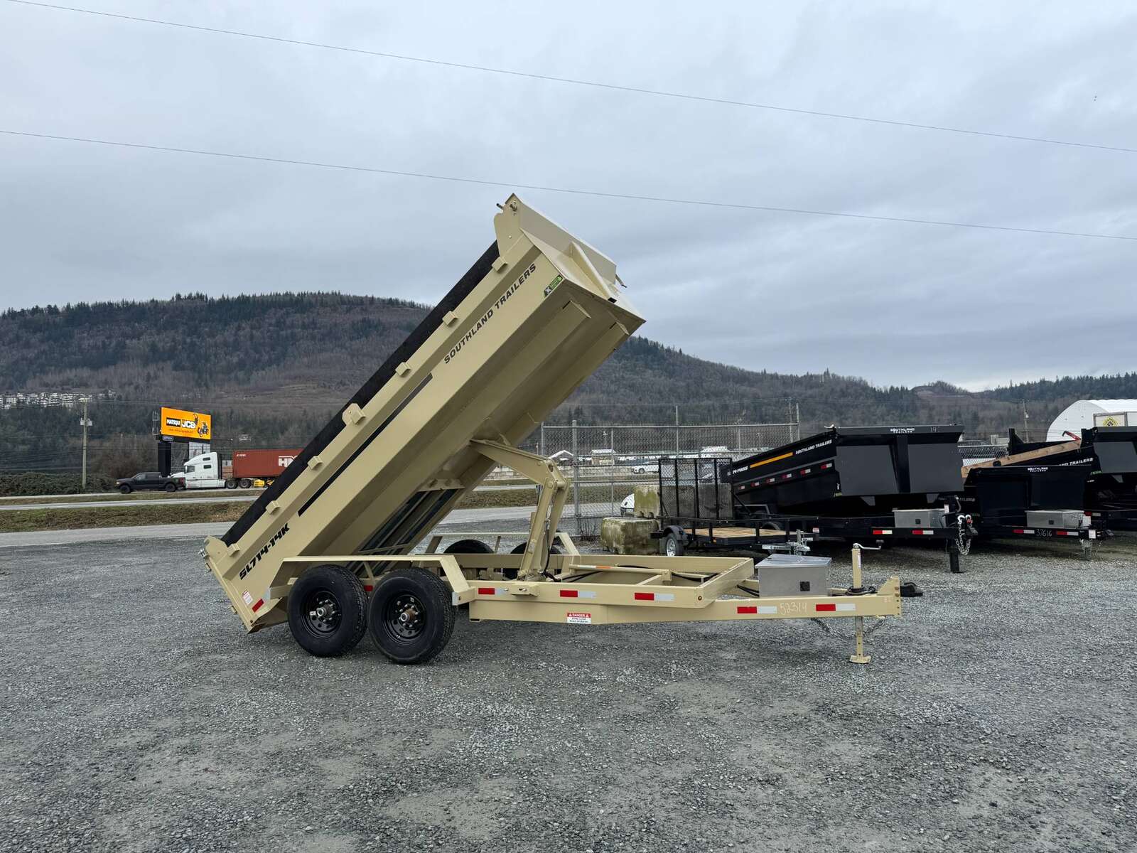 Photo of 2026 Southland 7x14 Dump Trailer SANDSTONE 15,400lbs GVW with Tarp And Ramps (SL714-14K)