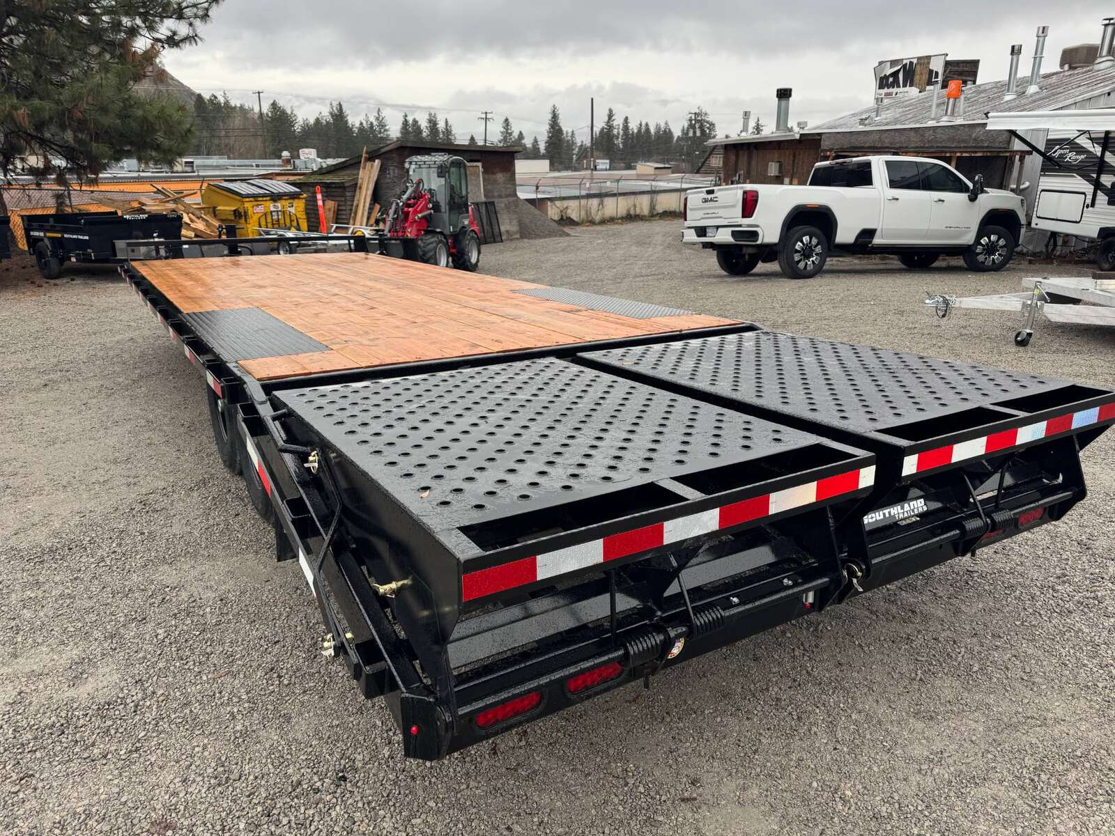 Photo of 2026 Southland Trailer 8x20 +5ft Dovetail Flip Over Ramps Deckover Trailer 15,400lb GVW Flat Deck