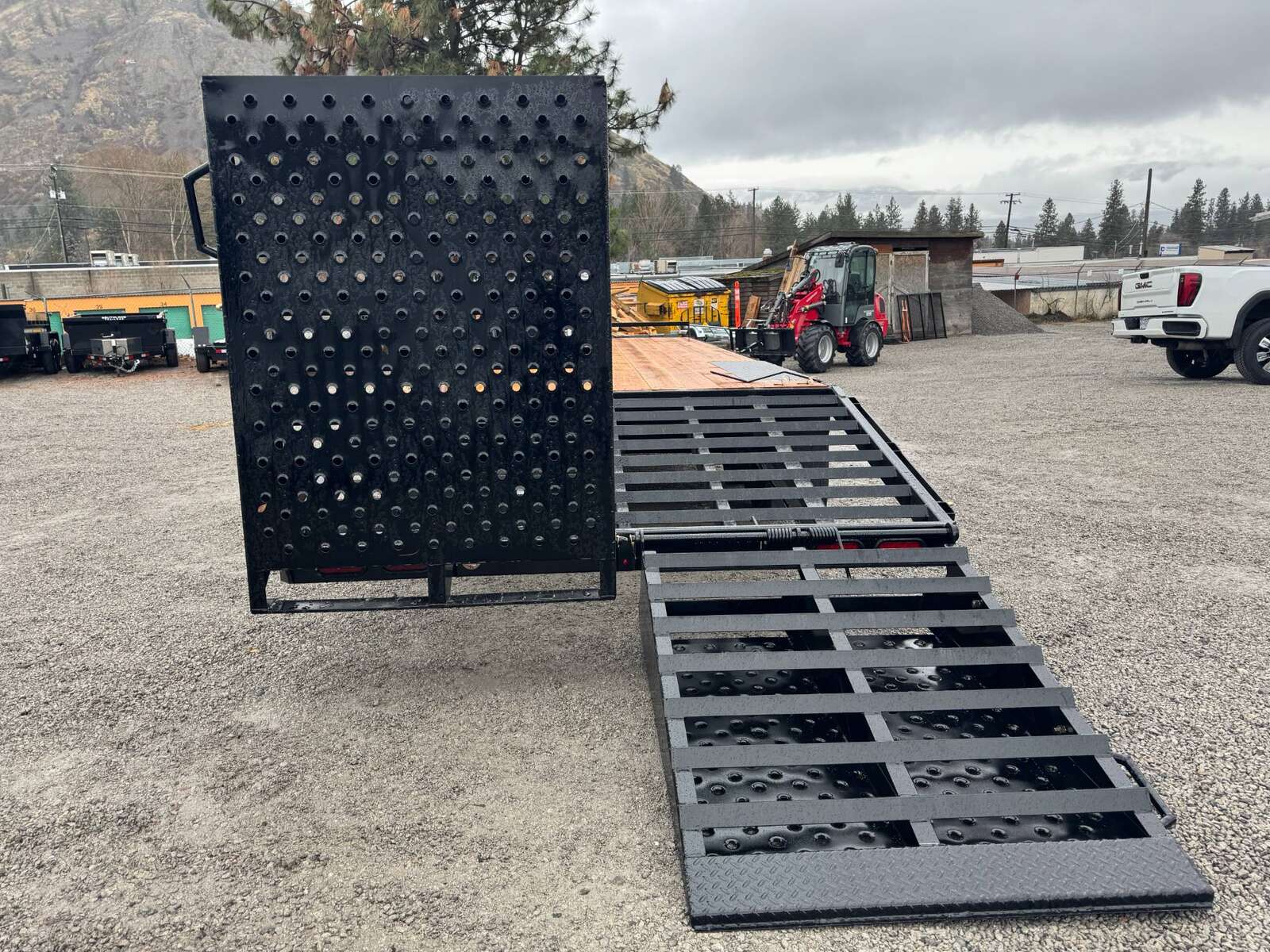 Photo of 2026 Southland Trailer 8x20 +5ft Dovetail Flip Over Ramps Deckover Trailer 15,400lb GVW Flat Deck