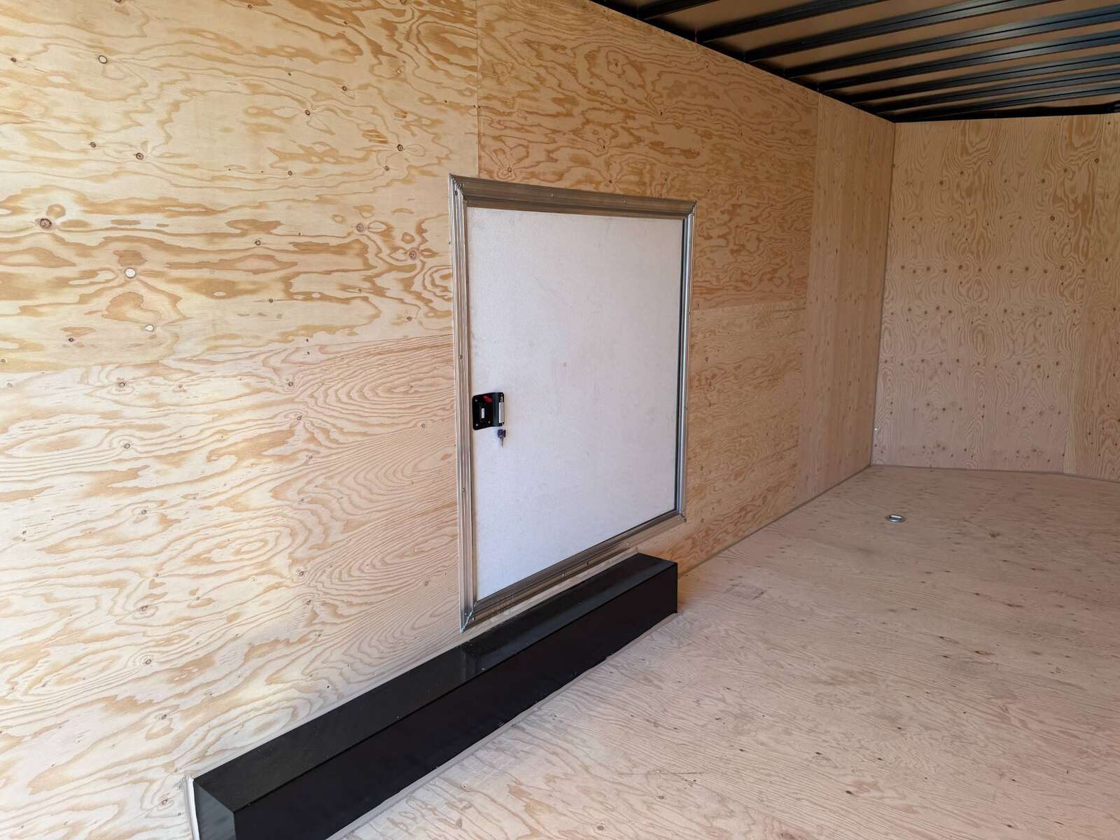 Photo of **DENT SPECIAL** 2026 Royal Cargo 8.5x20 SIDE ESCAPE DOOR +V Nose 11,400lb Cargo / Enclosed Trailer Car Hauler Extra Height Ramp Door Black