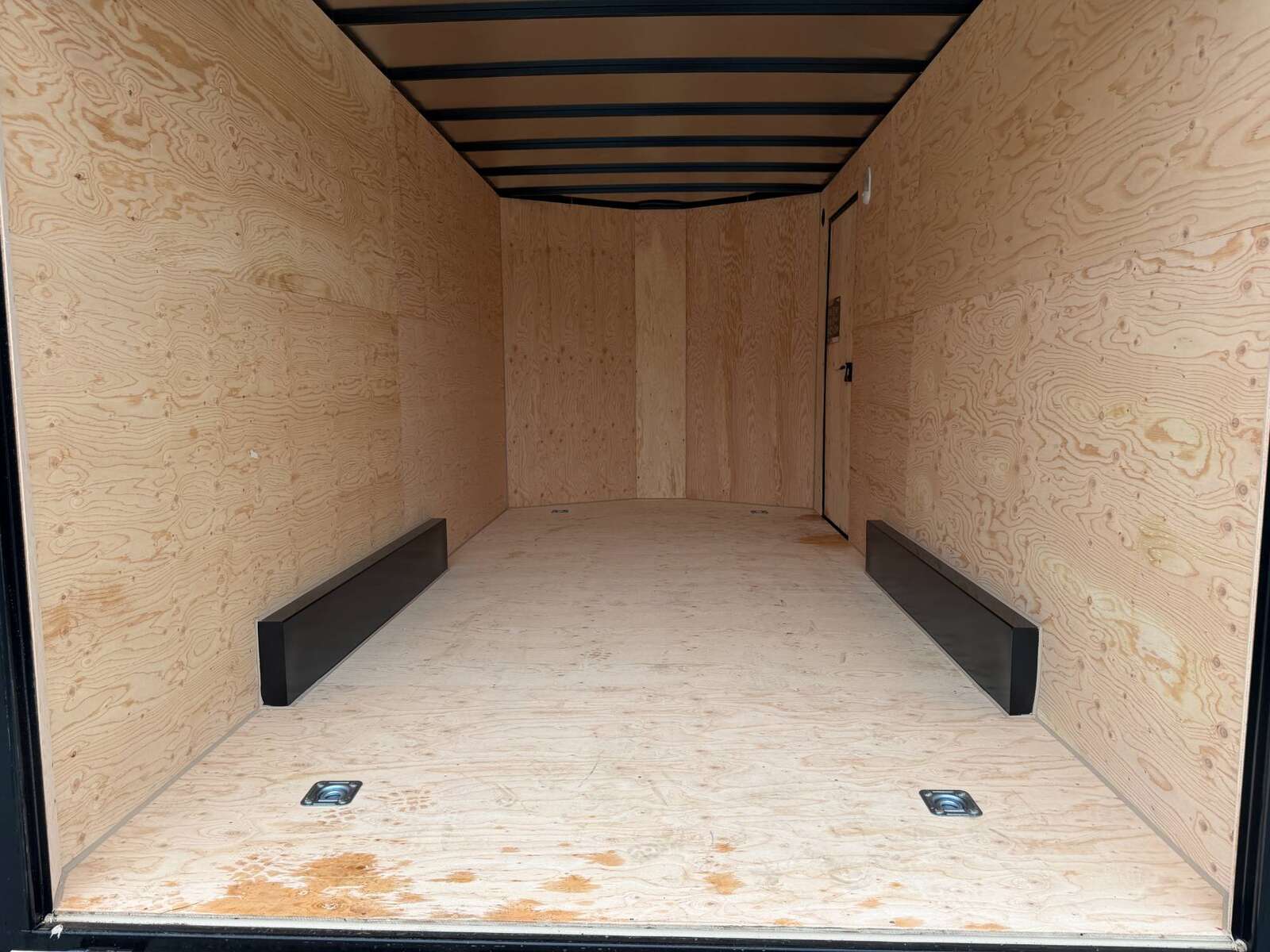 Photo of 2026 Royal 7.5X16 V-NOSE RAMP DOOR EXTRA HEIGHT Cargo / Enclosed Trailer Pewter w/ Blackout Package 7700lb GVW