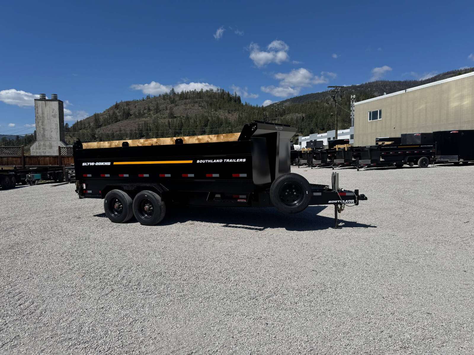 Photo of 2026 Southland 7x16 HD High Side Dump Trailer 22,000lb GVW w/ Tarp & Ramps