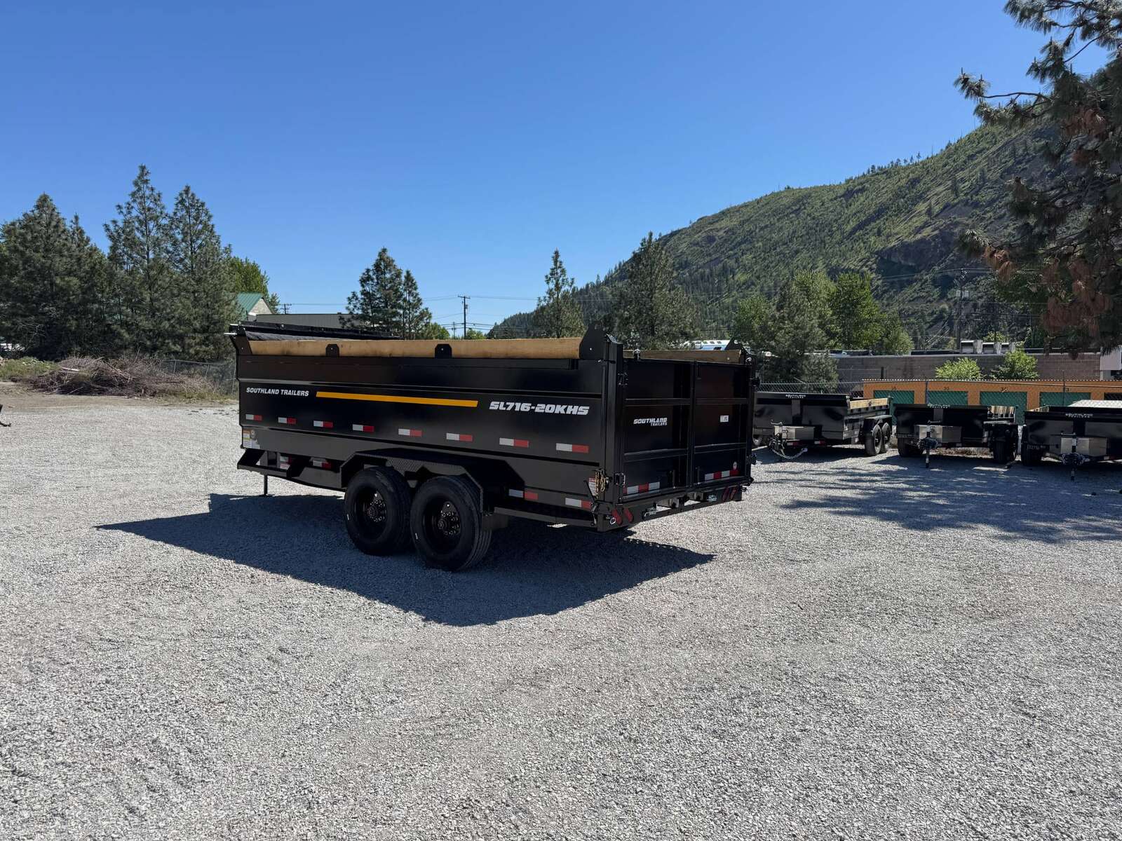 Photo of 2026 Southland 7x16 HD High Side Dump Trailer 22,000lb GVW w/ Tarp & Ramps