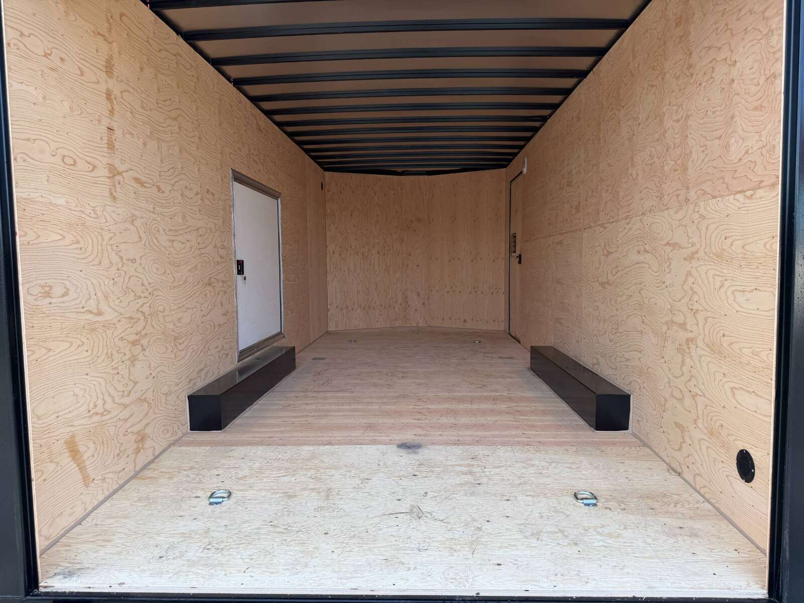 Photo of 2026 Royal Cargo 8.5x20 SIDE ESCAPE DOOR +V Nose 11,400lb Cargo / Enclosed Trailer Car Hauler Extra Height Ramp Door Black (GSR)