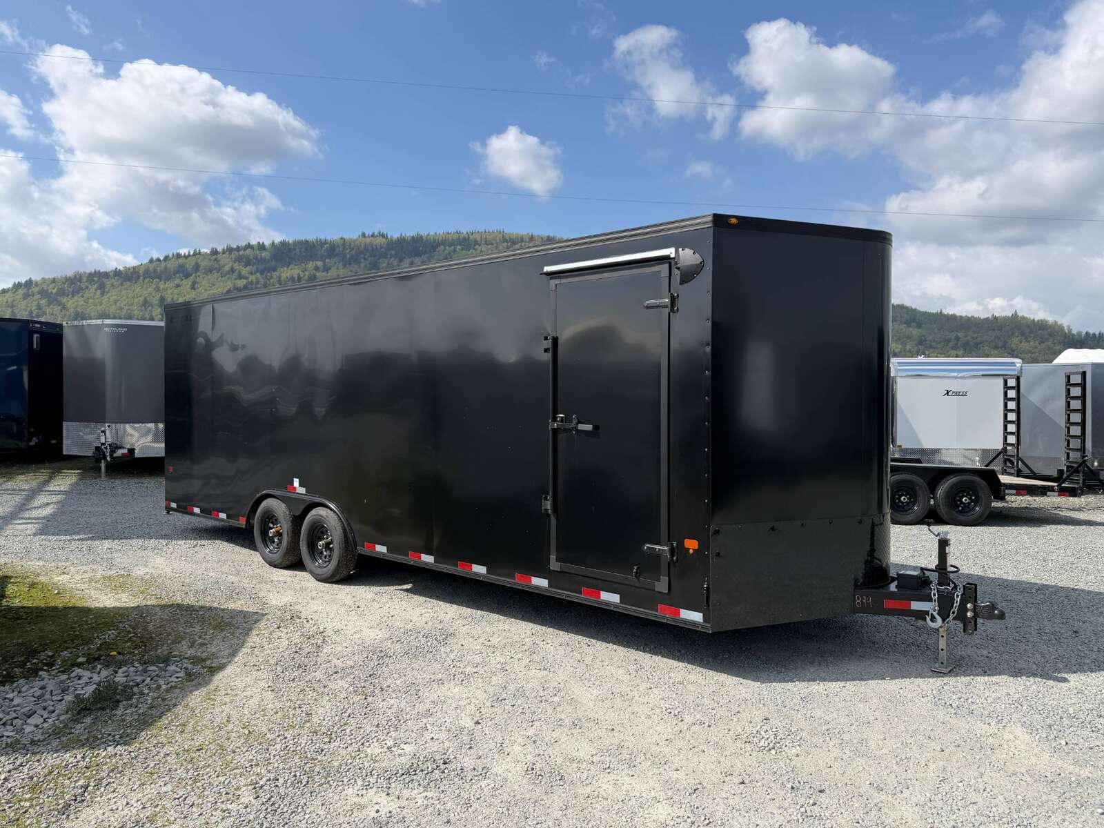 Photo of 2026 Royal Cargo 8.5x24 V Nose Car Hauler Cargo / Enclosed Trailer Blackout 11,400lb GVW Satin Black Ramp Door Extra Height (GSR)