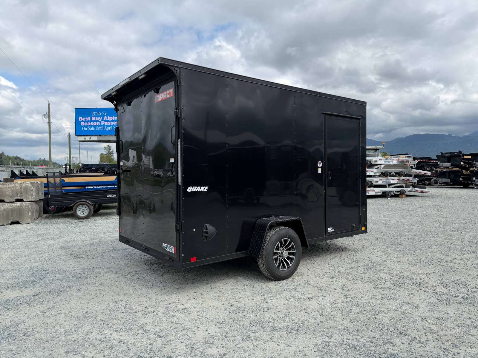 Photo of 2026 Impact Quake 7x12 V Nose Cargo / Enclosed Trailer 5000lb GVW w/ Ramp Door