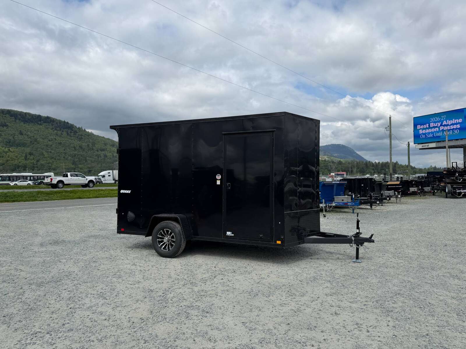 Photo of 2026 Impact Quake 7x12 V Nose Cargo / Enclosed Trailer 5000lb GVW w/ Ramp Door