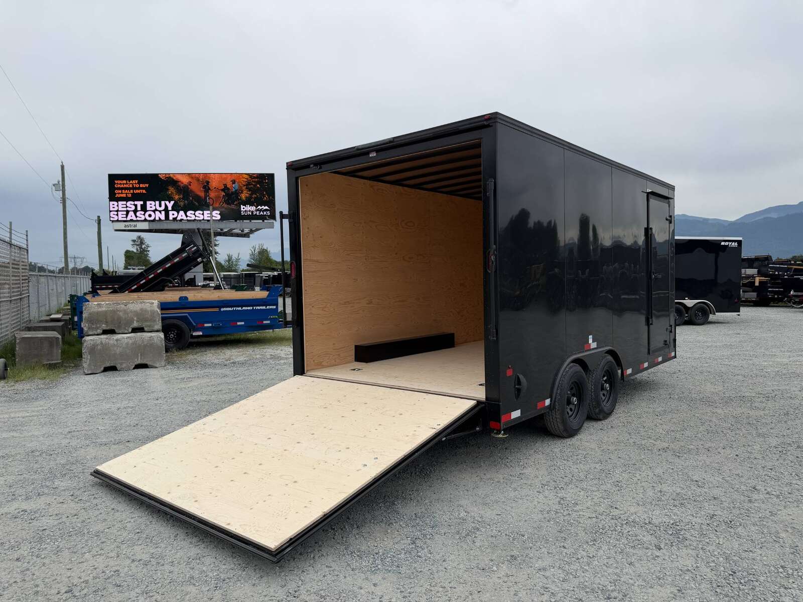 Photo of 2026 Royal Cargo 8.5X16 V NOSE Cargo / Enclosed Trailer GLOSS BLACK w/ BLACKOUT PKG RAMP DOOR EXTRA HEIGHT 11,400LB GVW (GSR)